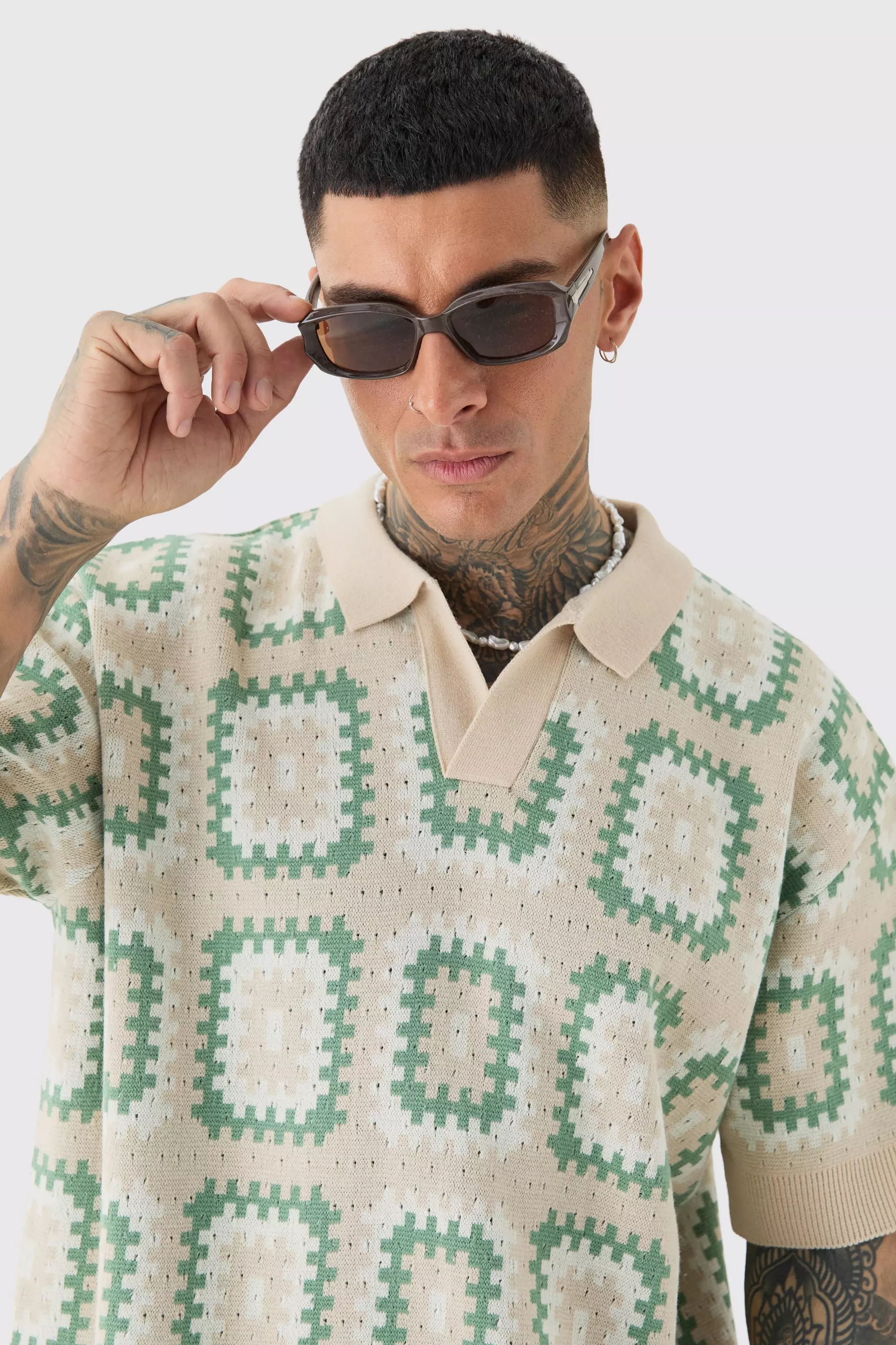 Tall gehäkeltes Oversize Poloshirt, Sage alternatives Bild