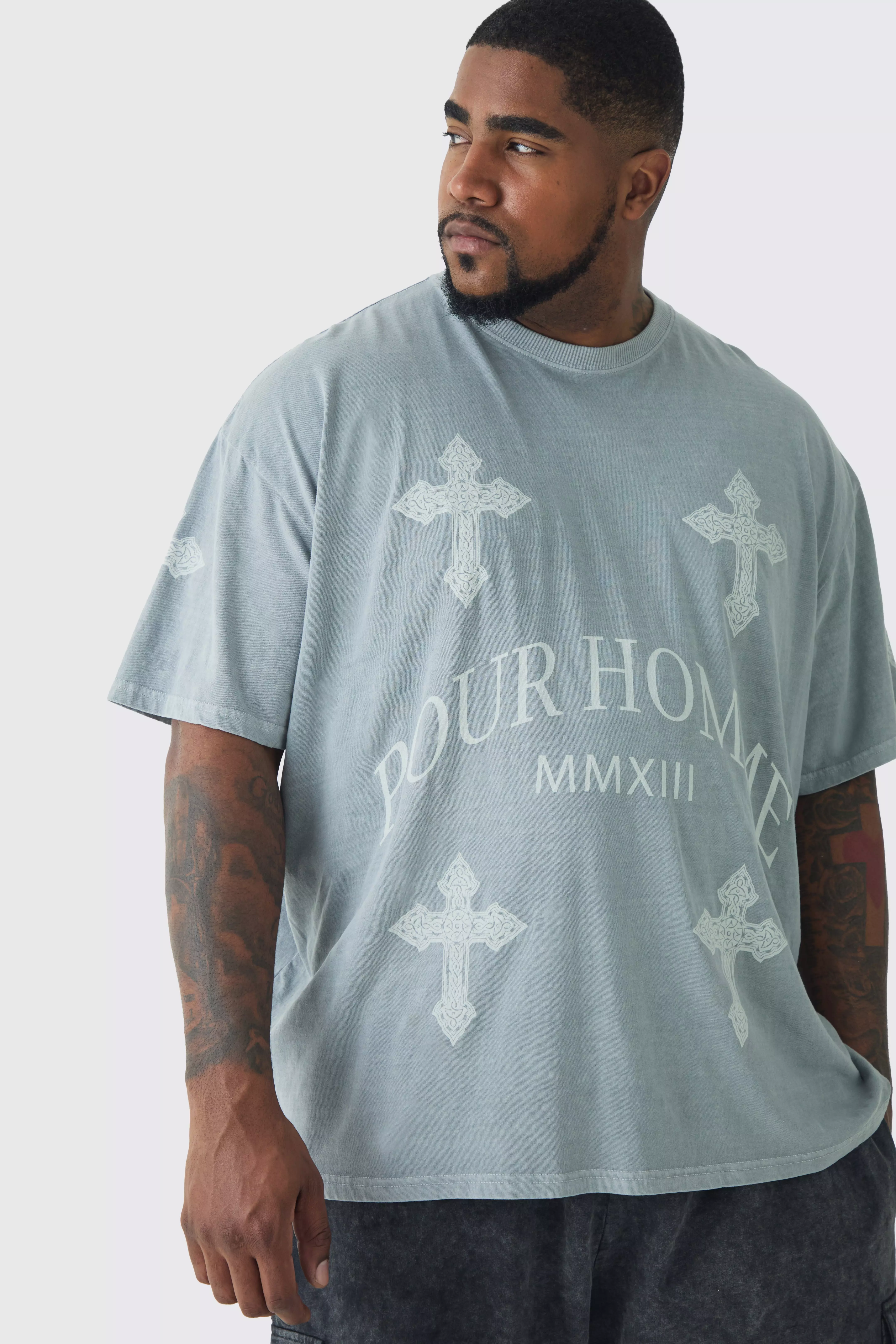 Grey Plus Pour Homme Cross Graphic T-shirt In Grey