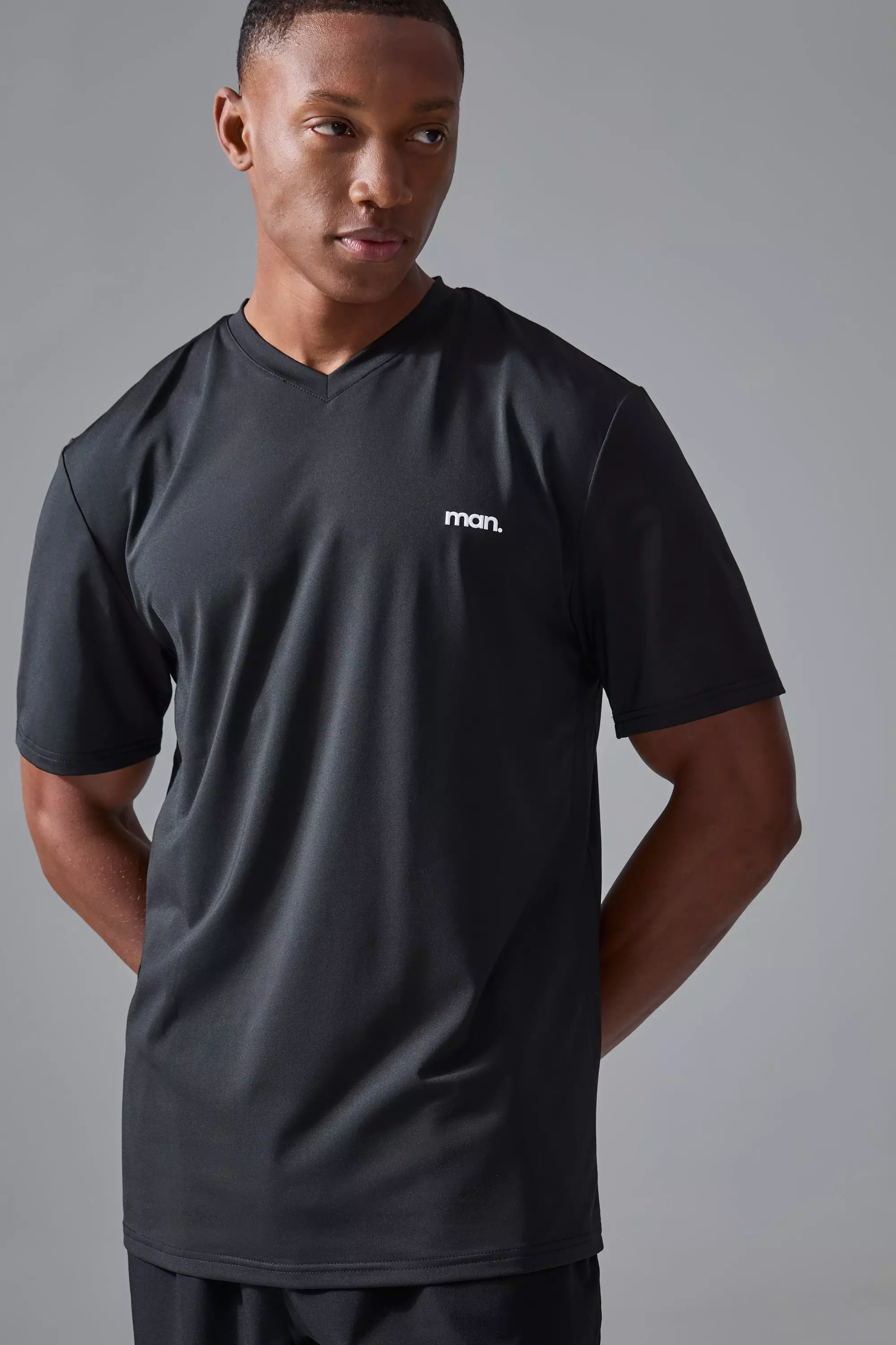Man Sport V Neck Performance T-shirt Black