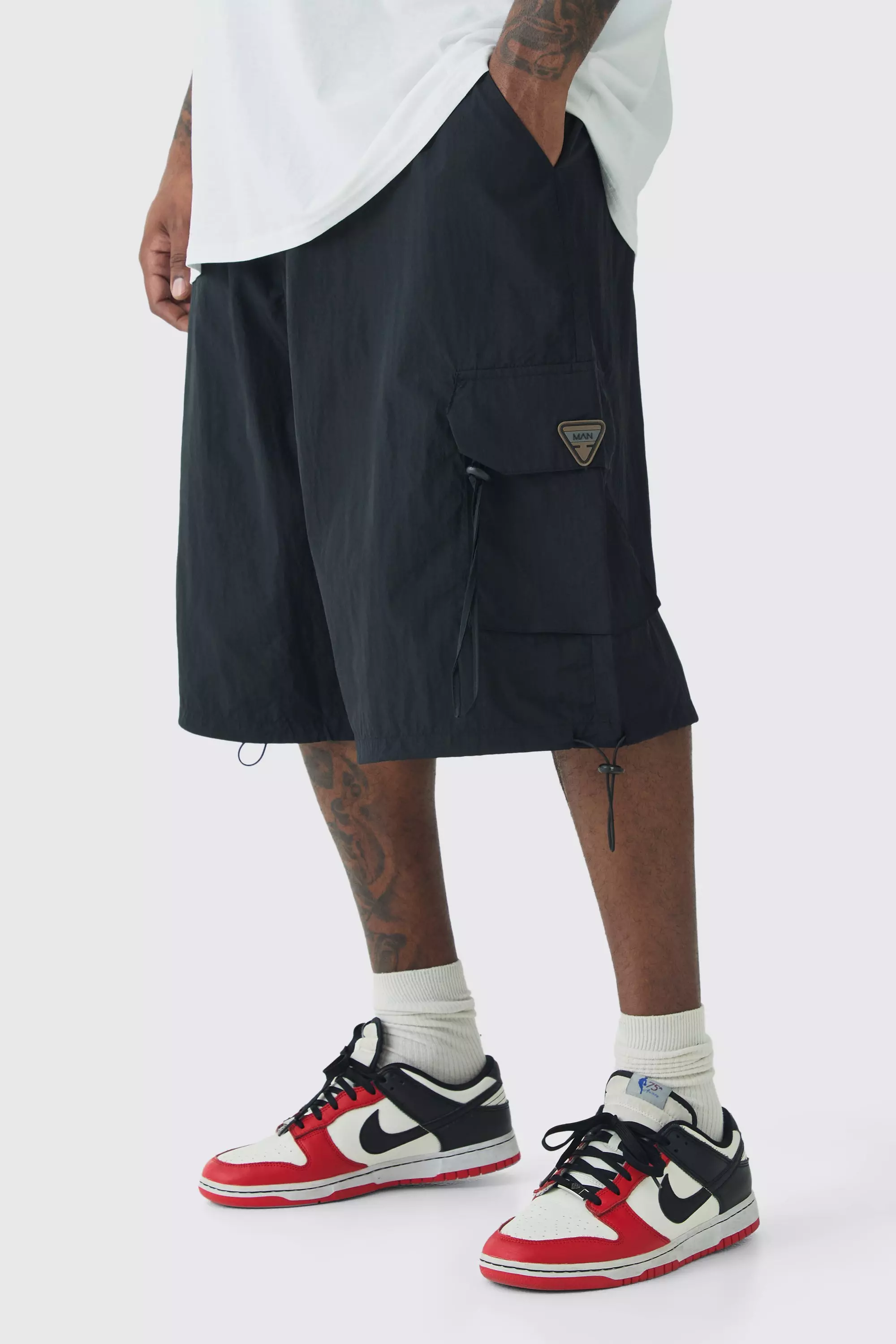 Plus Crinkle Nylon Man Cargo Parachute Shorts In Black Black