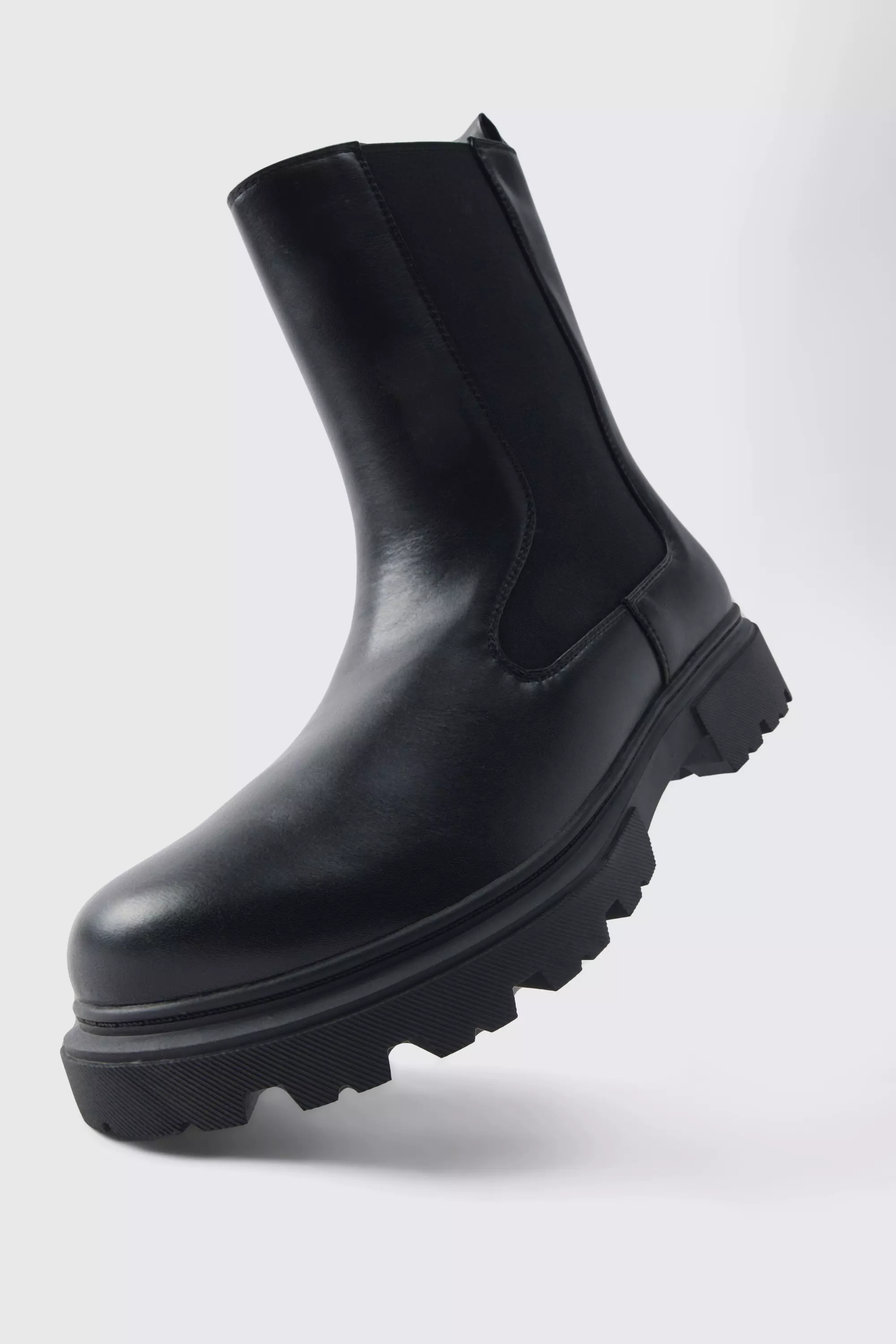 Chelsea-Stiefel mit dicker Sohle, Black alternatives Bild