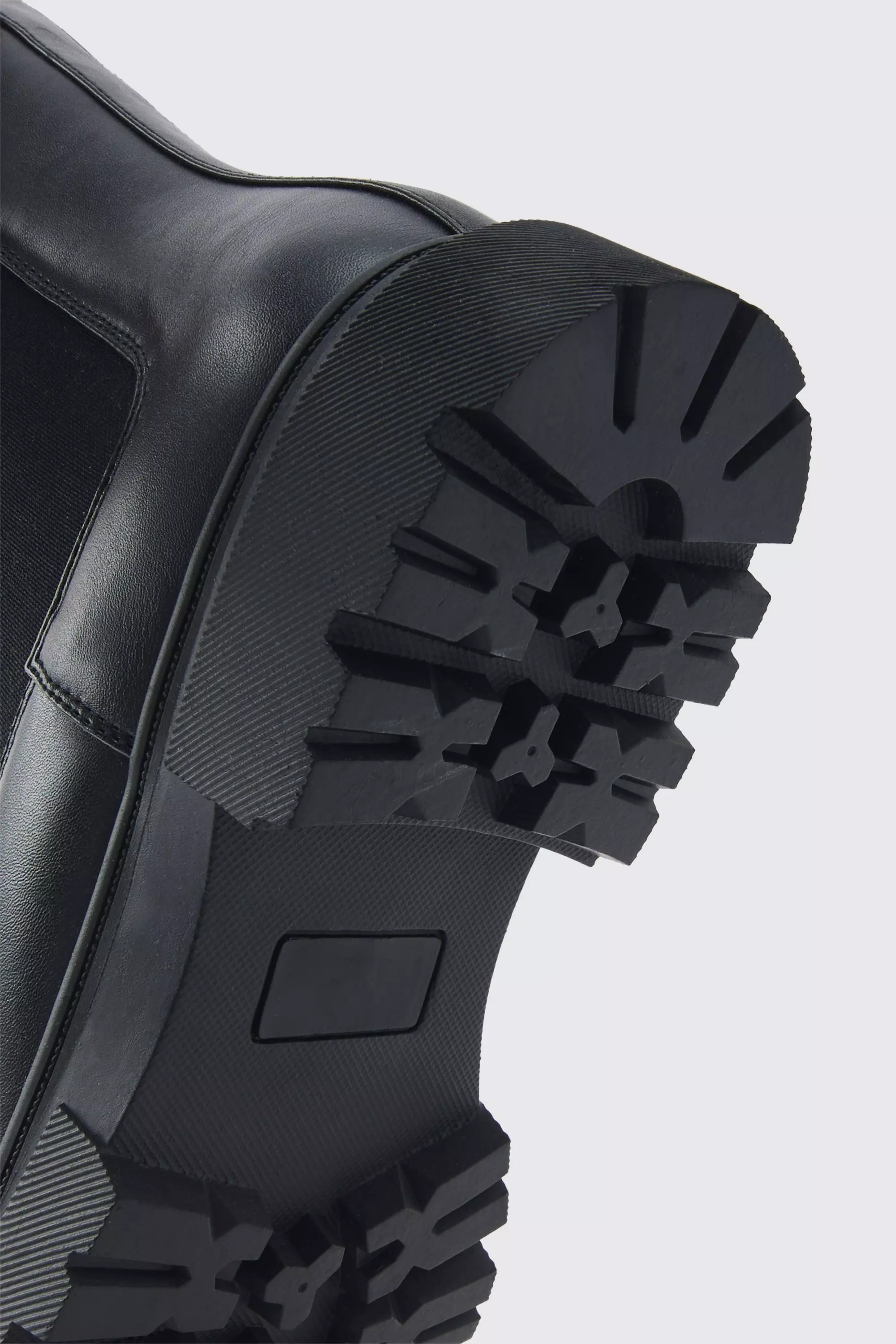 Chelsea-Stiefel mit dicker Sohle, Black alternatives Bild