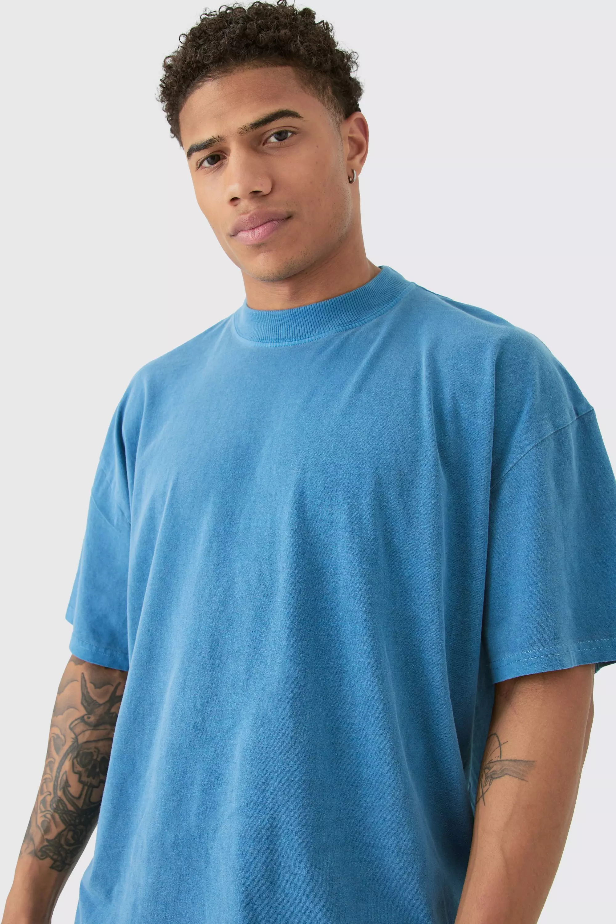 Blue Oversized Washed Tonal Floral Print T-shirt alternative image