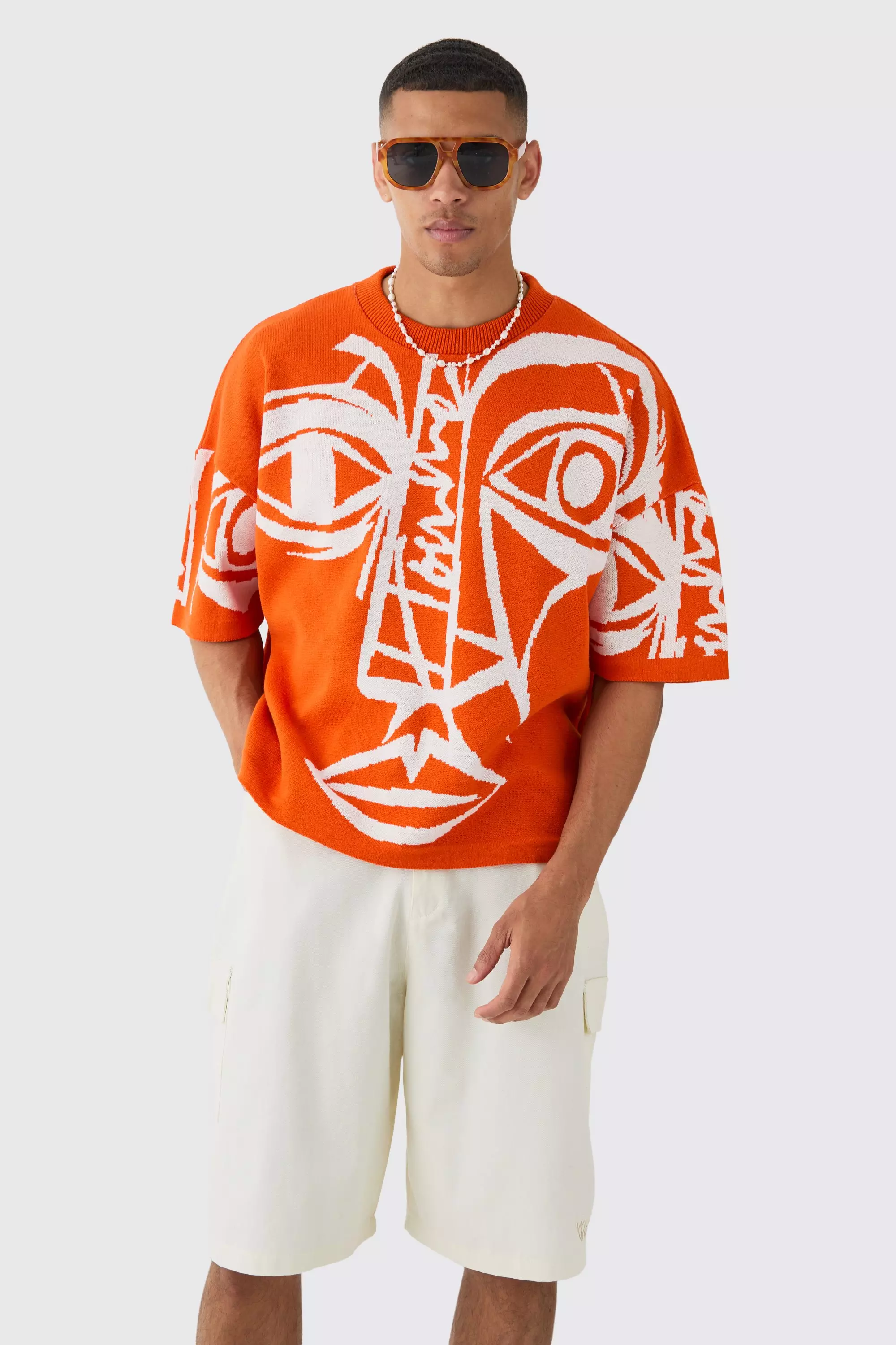 Oversized Face Line Drawing Knitted T-shirt | boohooMAN USA