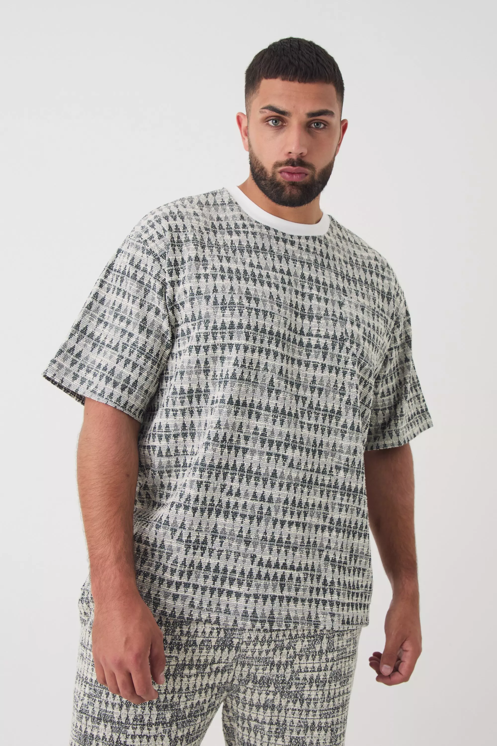 Charcoal Plus Oversized Jacquard Geo T-shirt alternative image