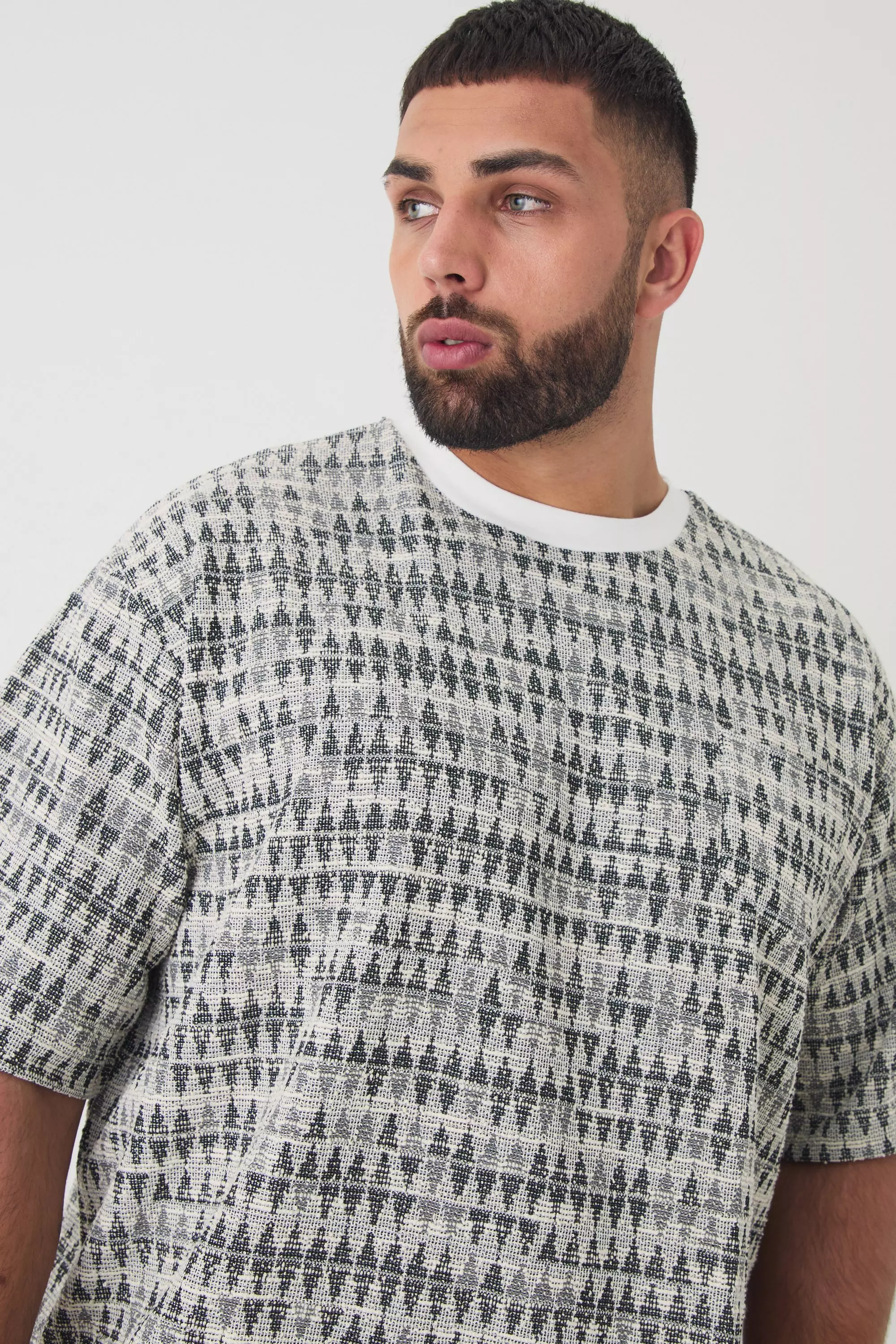 Charcoal Plus Oversized Jacquard Geo T-shirt alternative image