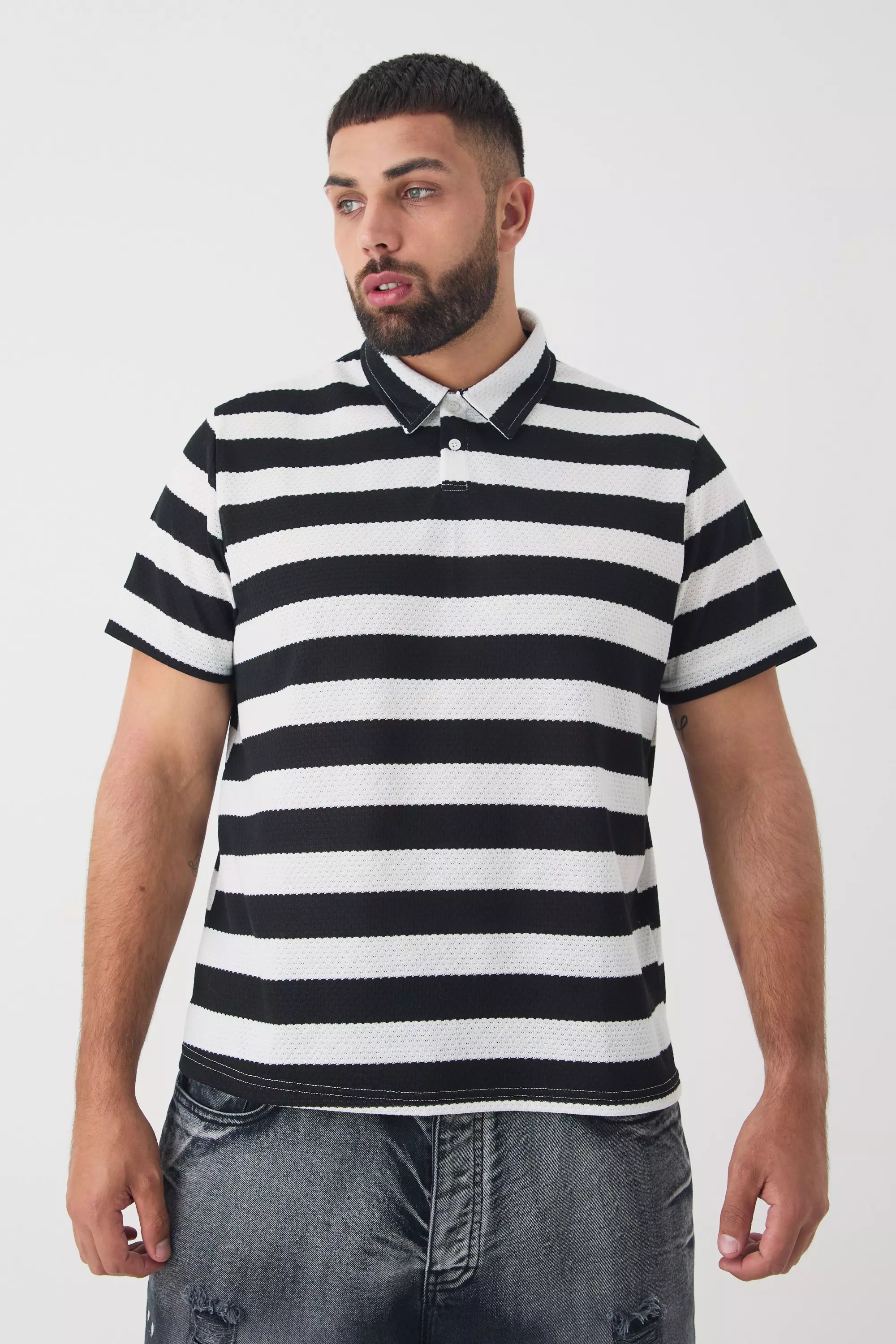 Black Plus Gestreepte Polo Met Textuur alternatieve afbeelding