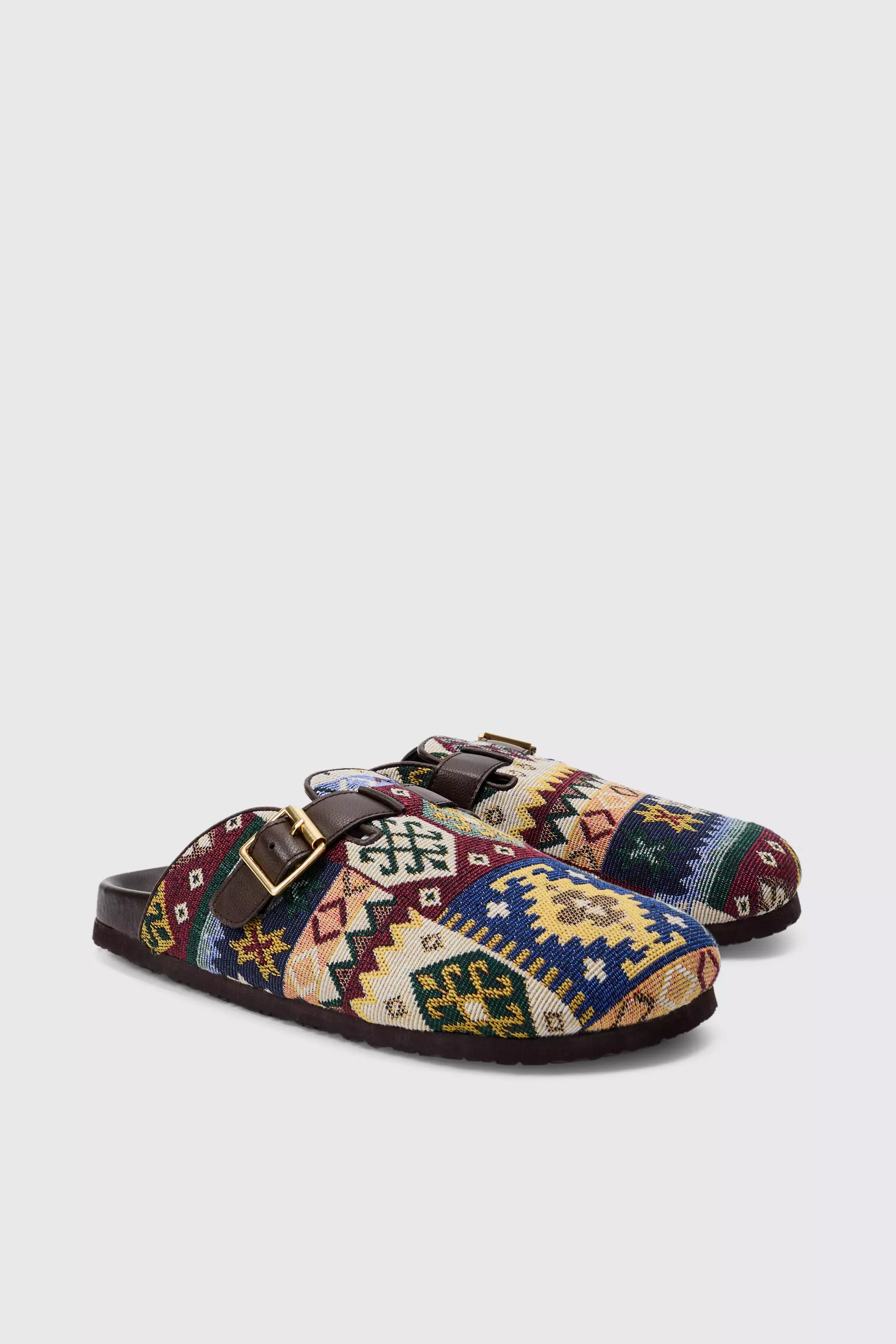 Tapestry Buckle Detail Mule Red