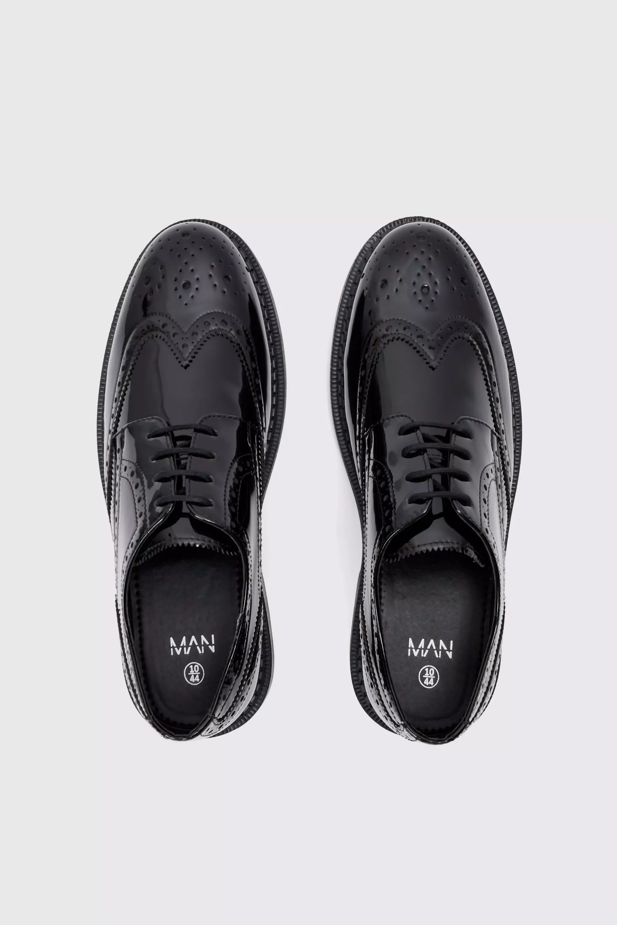 Fashion black patent lace up brogues