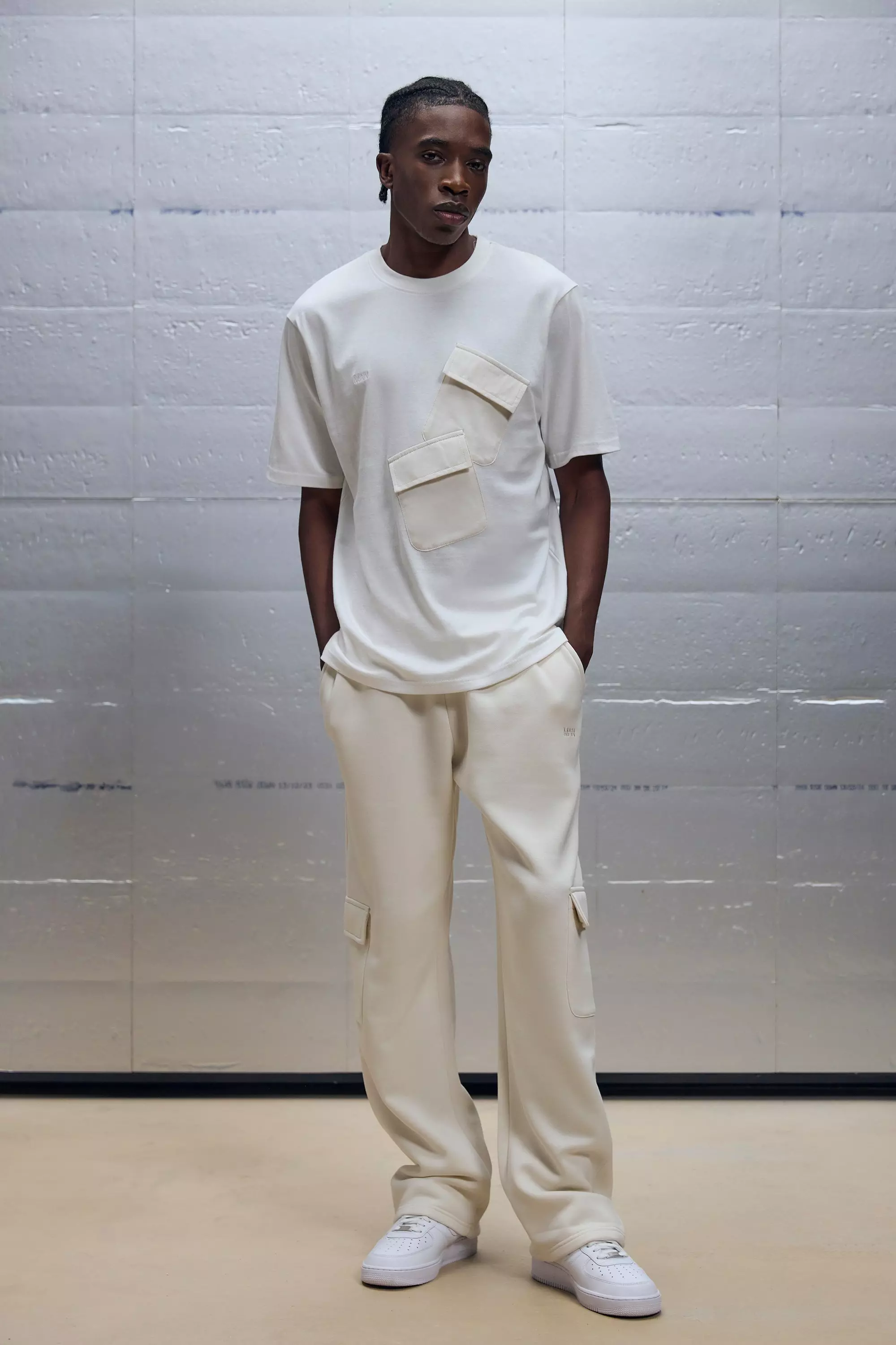 Ecru Regular Fit Placement Pocket T-shirt & Sweatpants Set alternative image