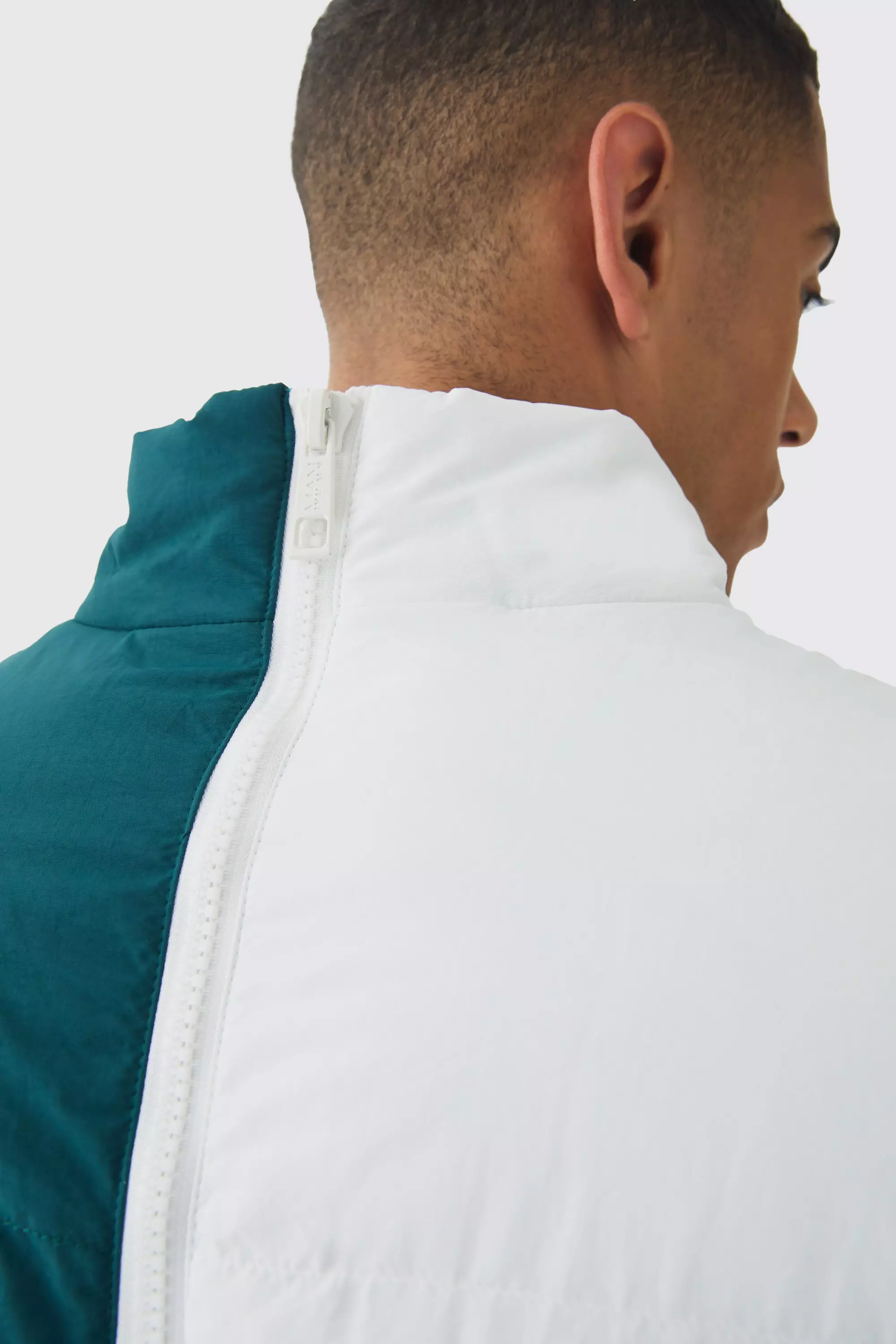 Half And Half Funnel Neck Puffer Jacket In Green alternative image