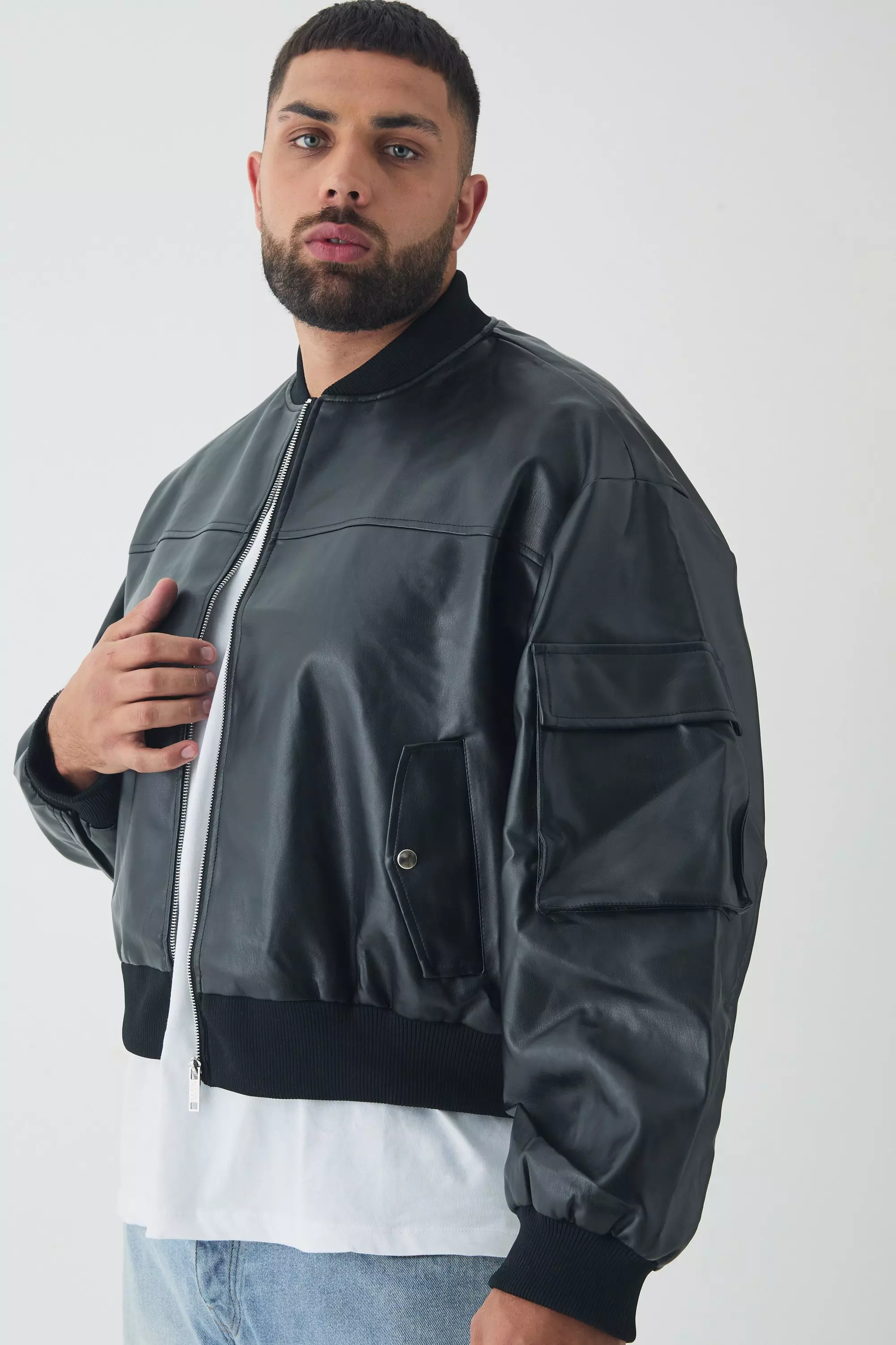 Plus Oversize PU Cargo-Bomberjacke, Black alternatives Bild