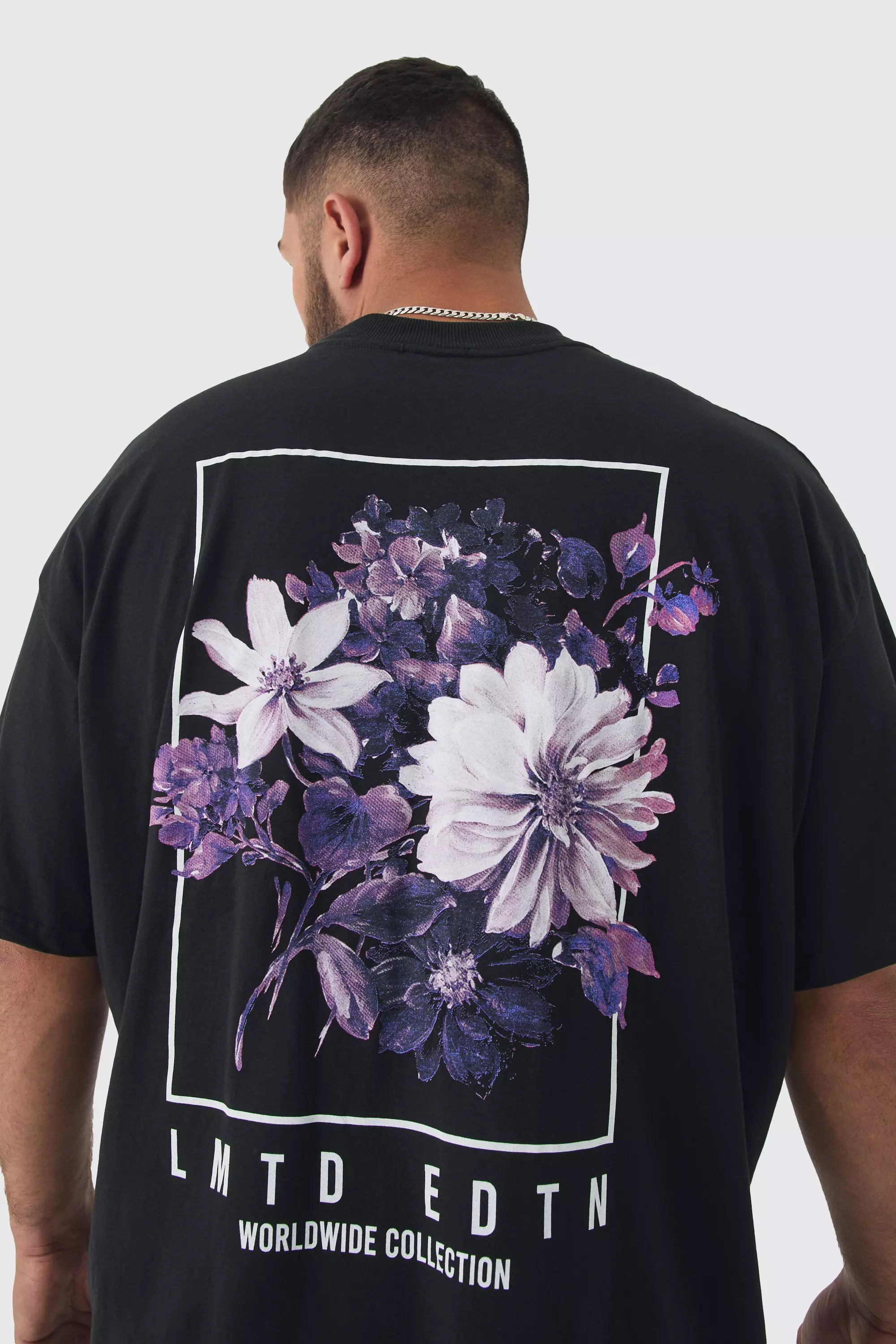 Black Plus Oversized Floral Back Graphic T-shirt alternative image