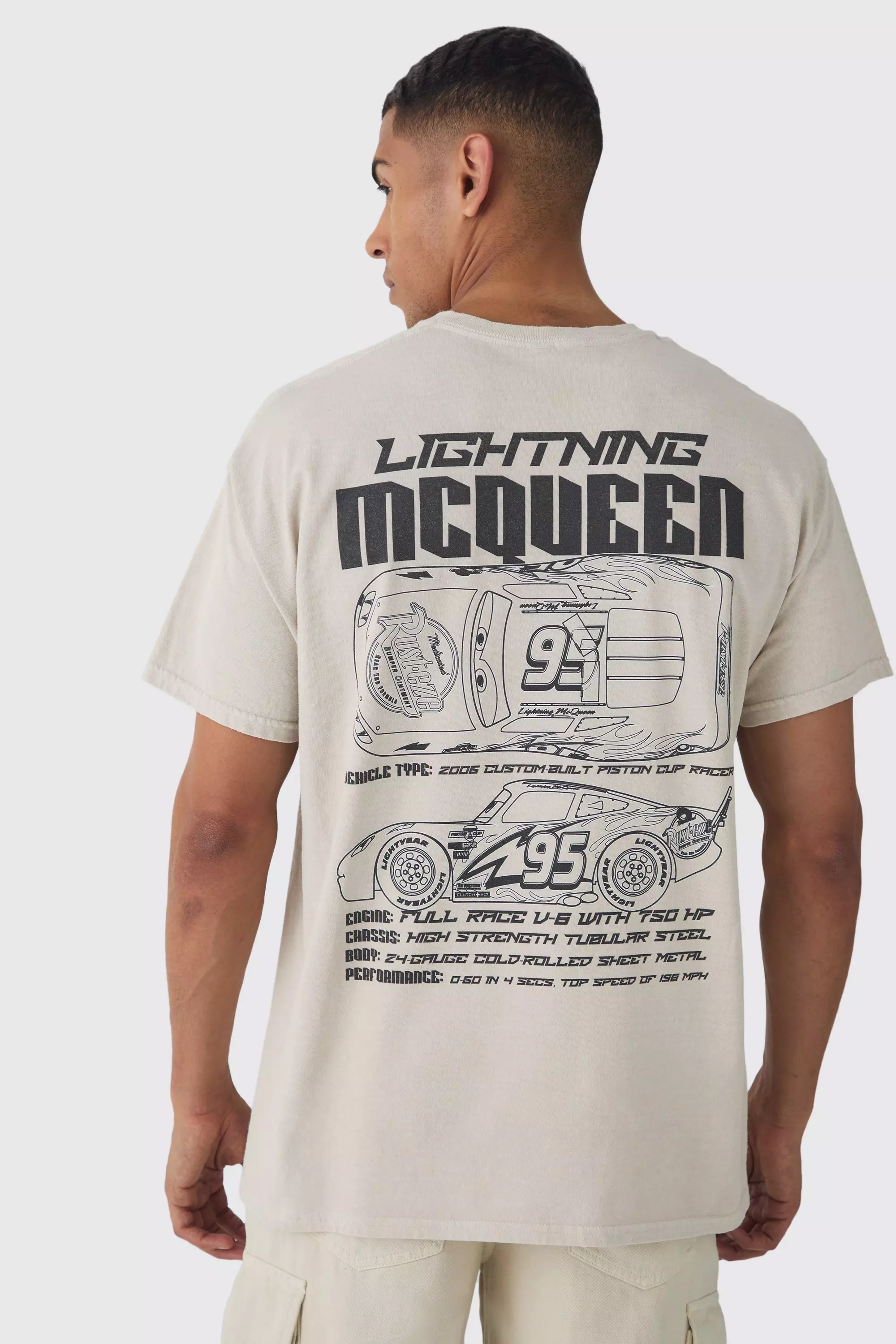 Oversized Disney Cars Wash License Print T-shirt | boohooMAN USA