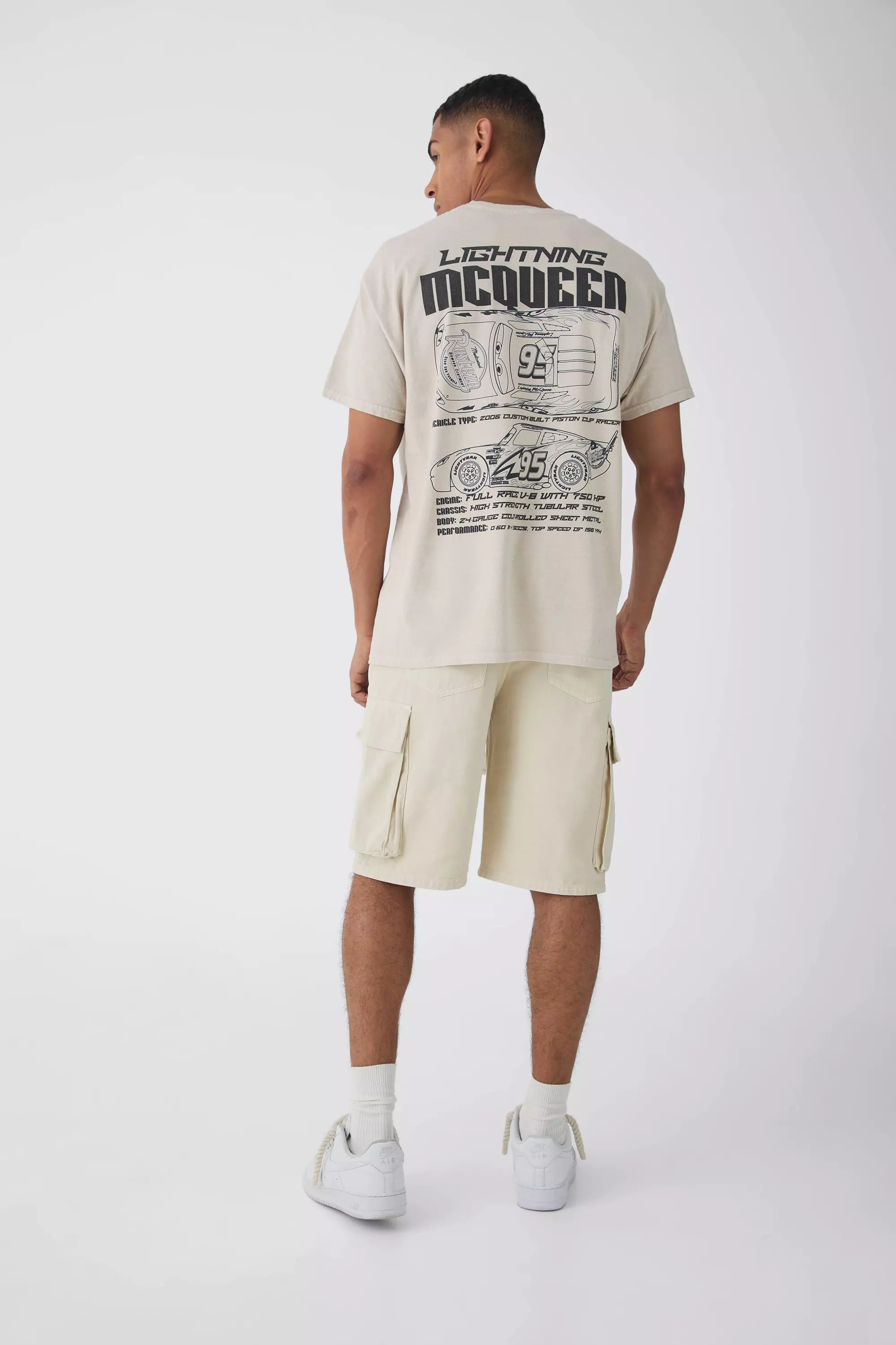 Oversized Disney Cars Wash License Print T-shirt | boohooMAN USA