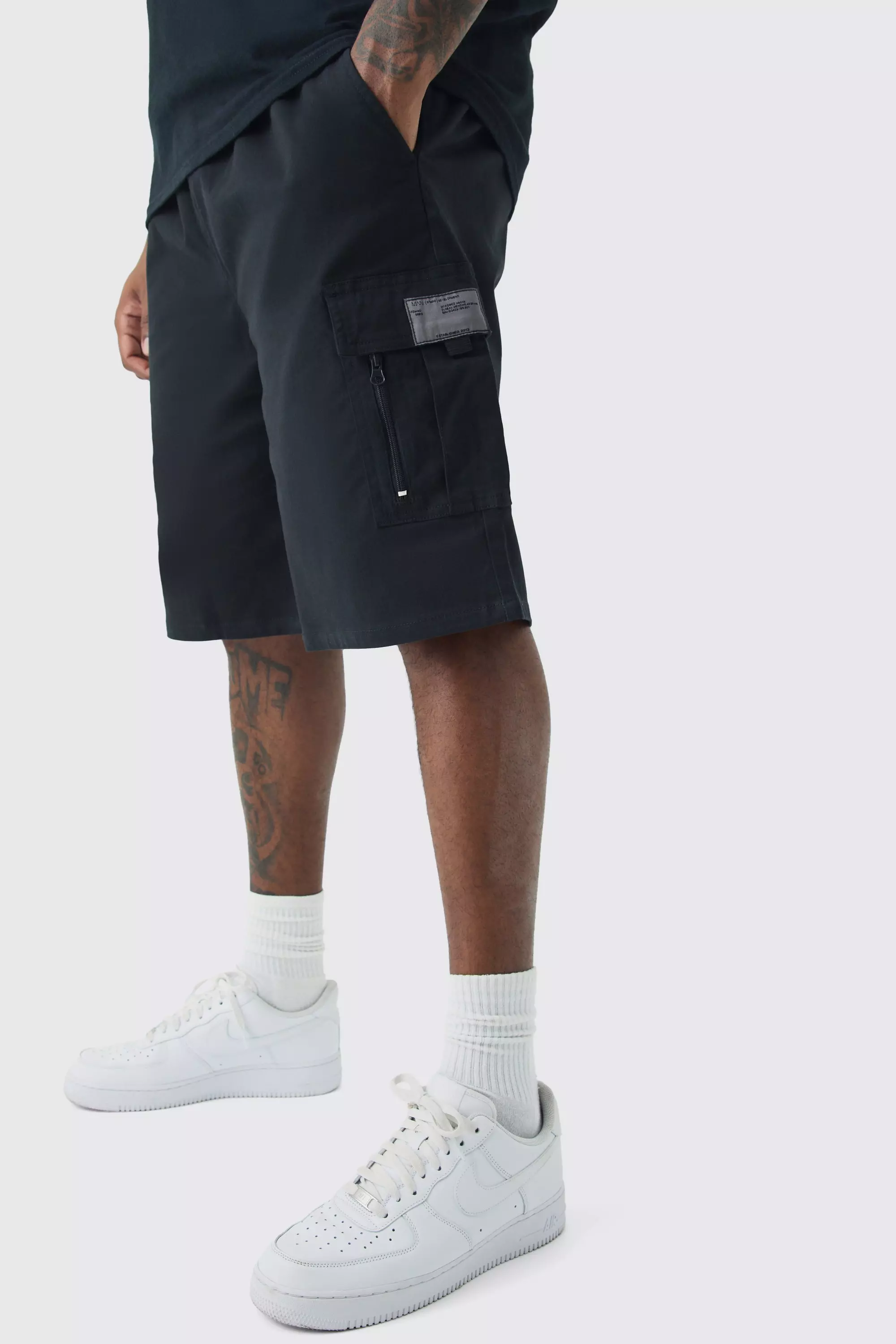 Plus Fixed Waist Twill Relaxed Cargo Zip Detail Tab Short Black