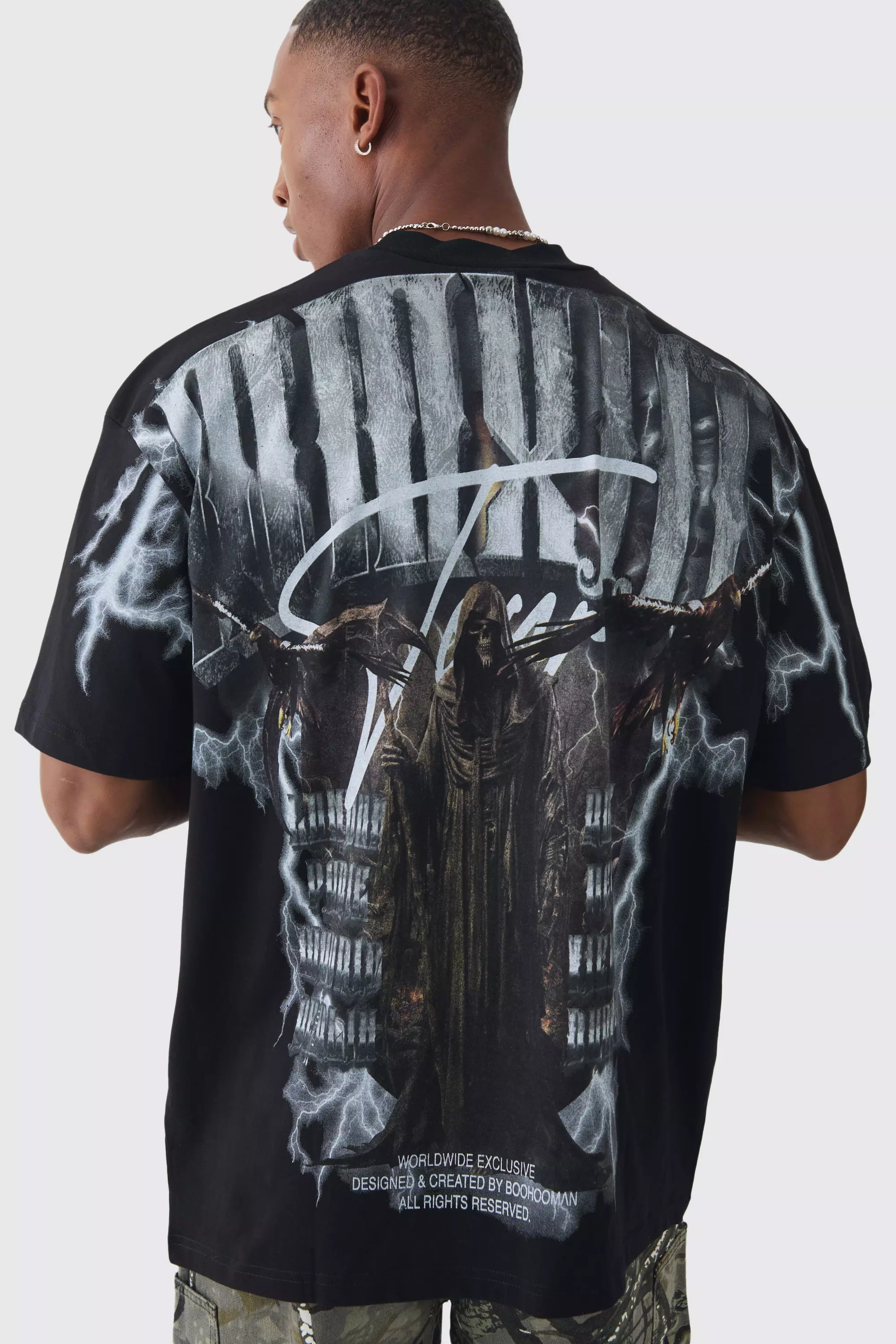 Oversized Extended Neck Extreme Gothic Graphic T-shirt | boohooMAN USA