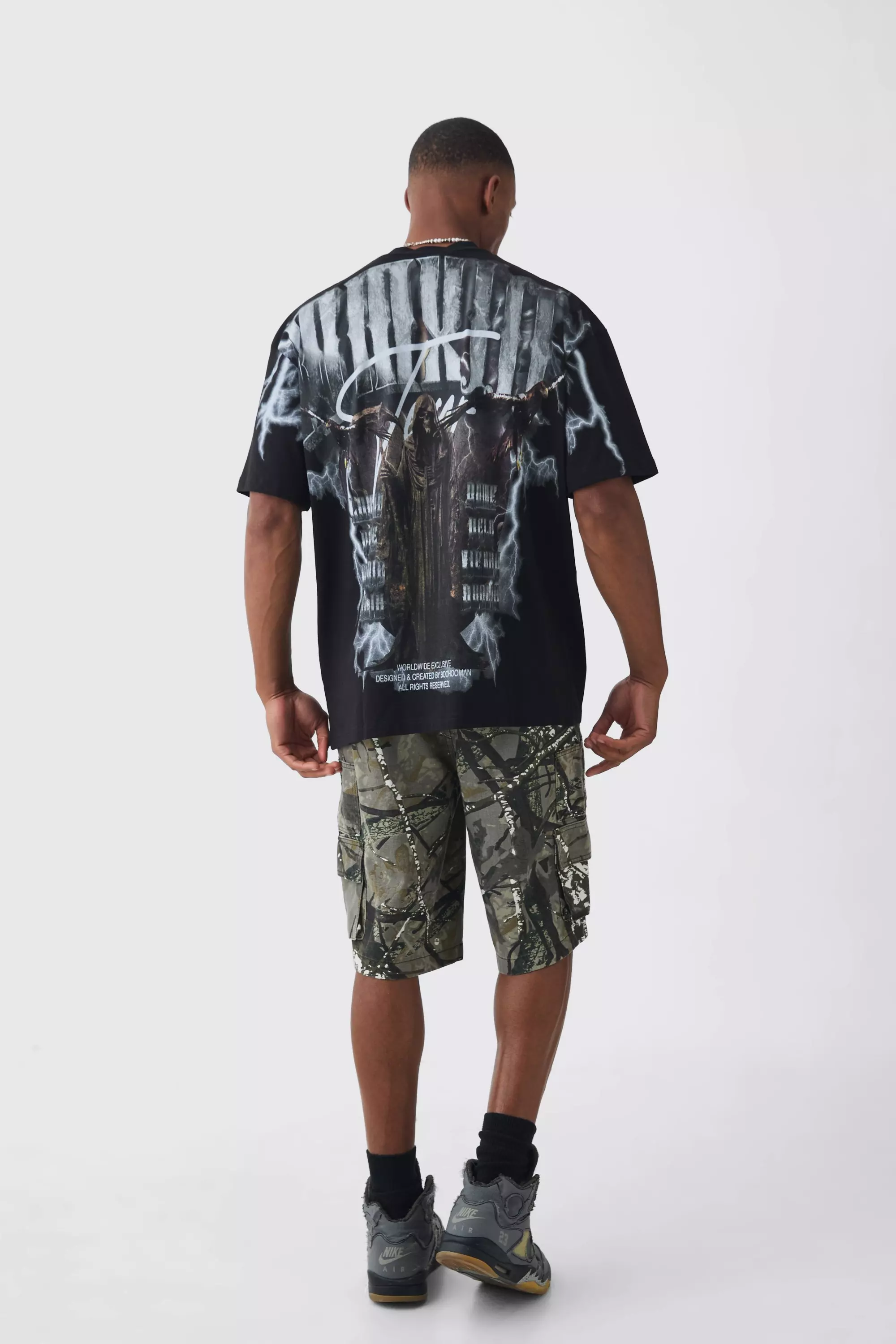 Oversized Extended Neck Extreme Gothic Graphic T-shirt | boohooMAN USA
