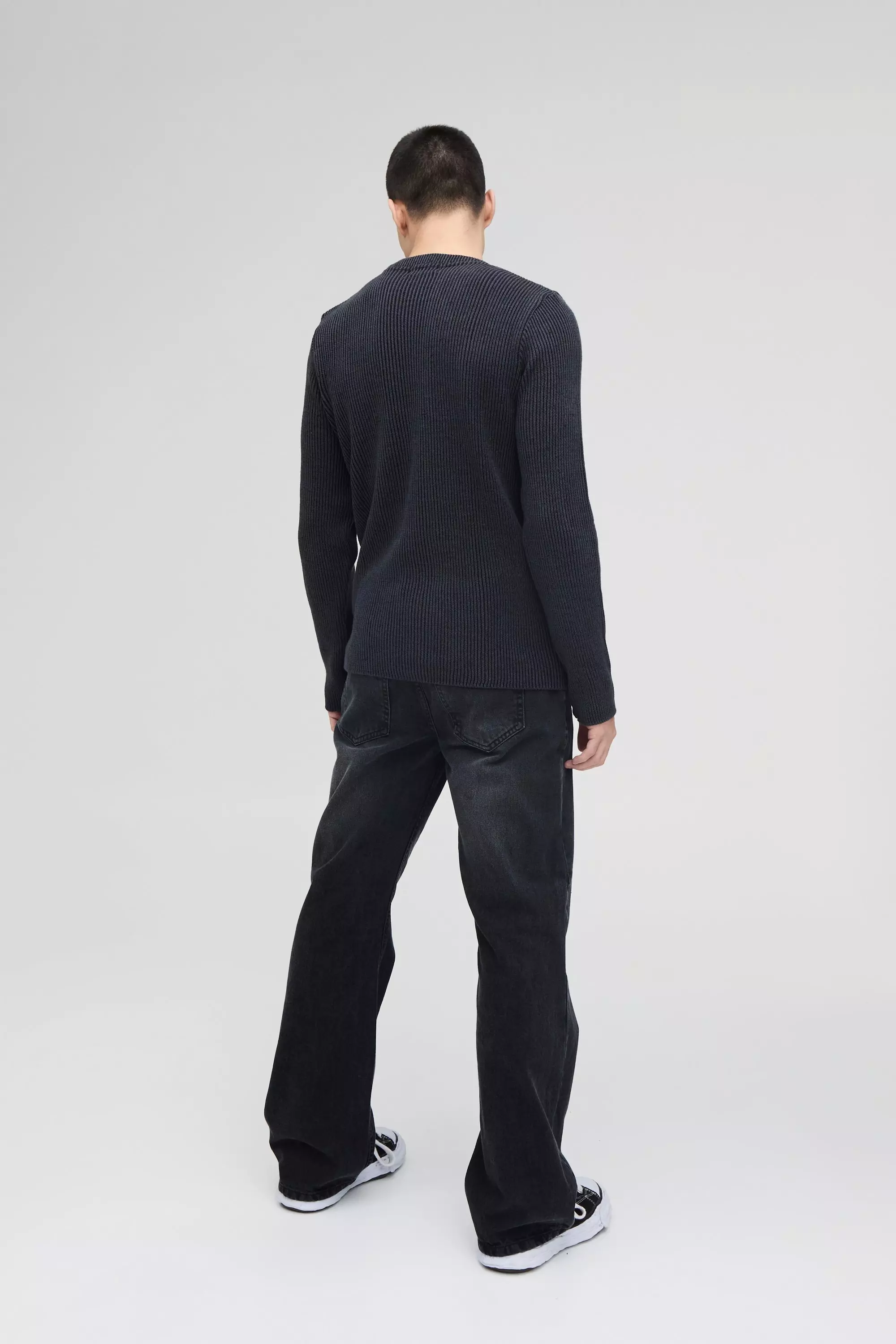 Relaxed Rigid Flare Jean In Charcoal alternative image