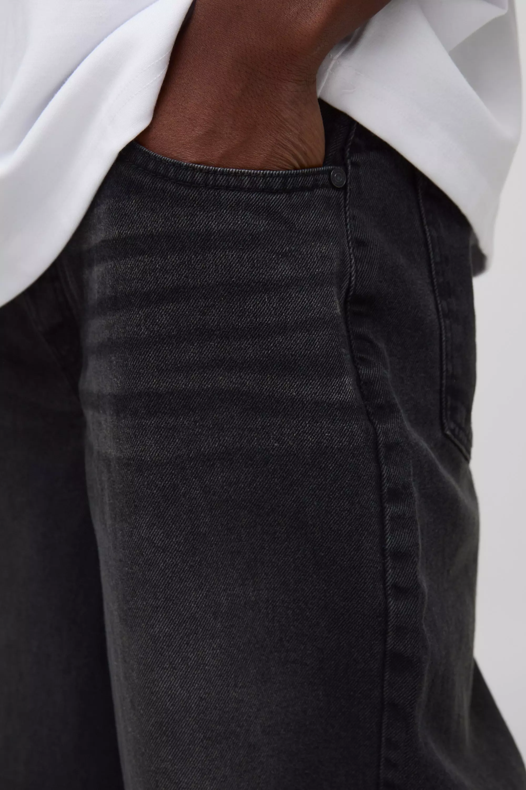 Baggy Rigid Jean In Charcoal | boohooMAN USA