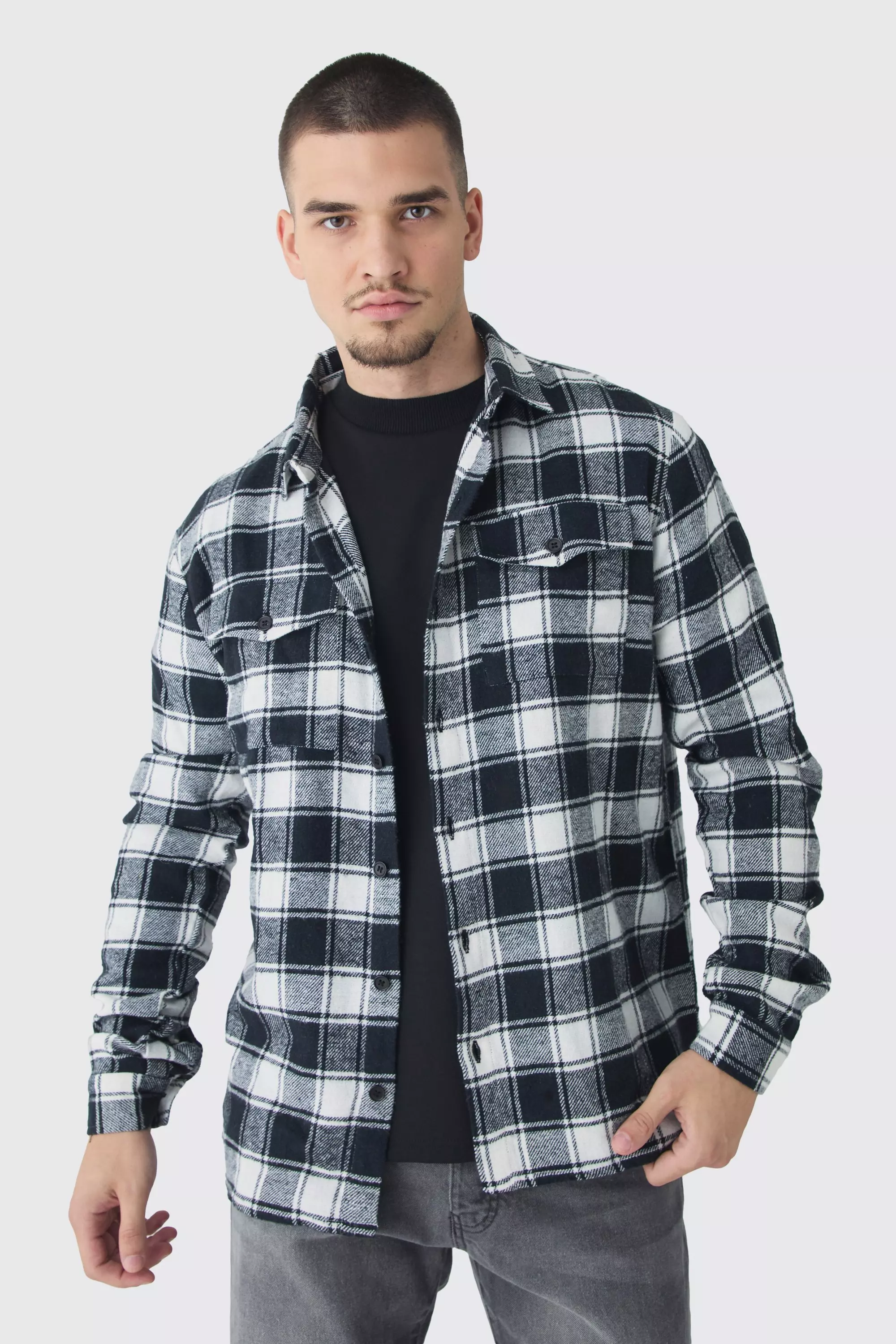 Tall kariertes Oversize Hemd, Black alternatives Bild