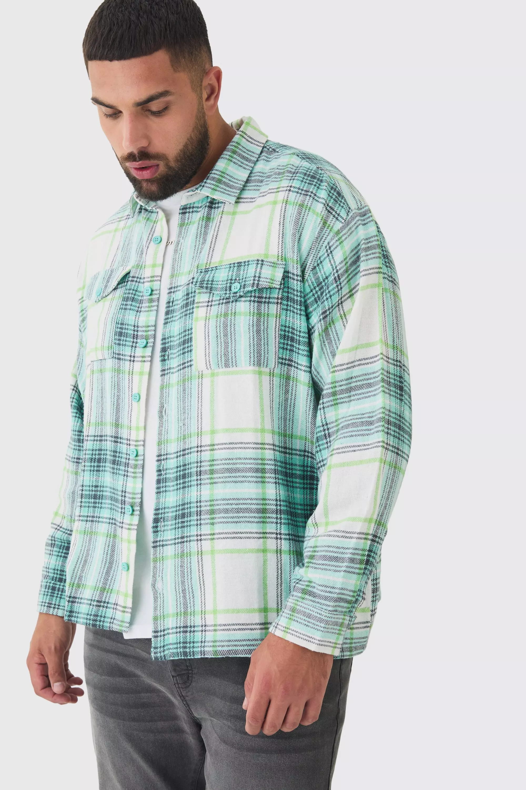 Plus Oversized Green Large Scale Brushed Checked Shirt boohooMAN UK