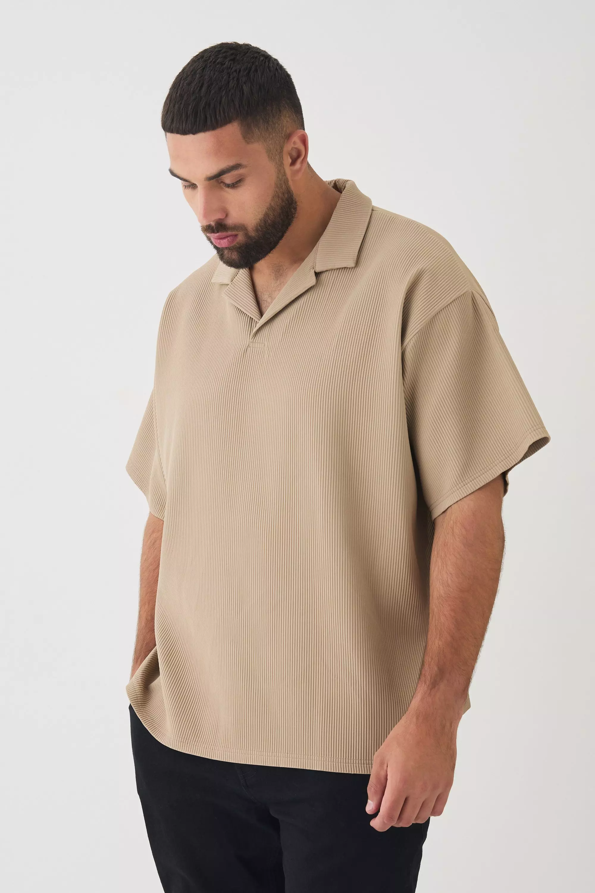 Plus Drop Revere Pleated Polo In Taupe Taupe