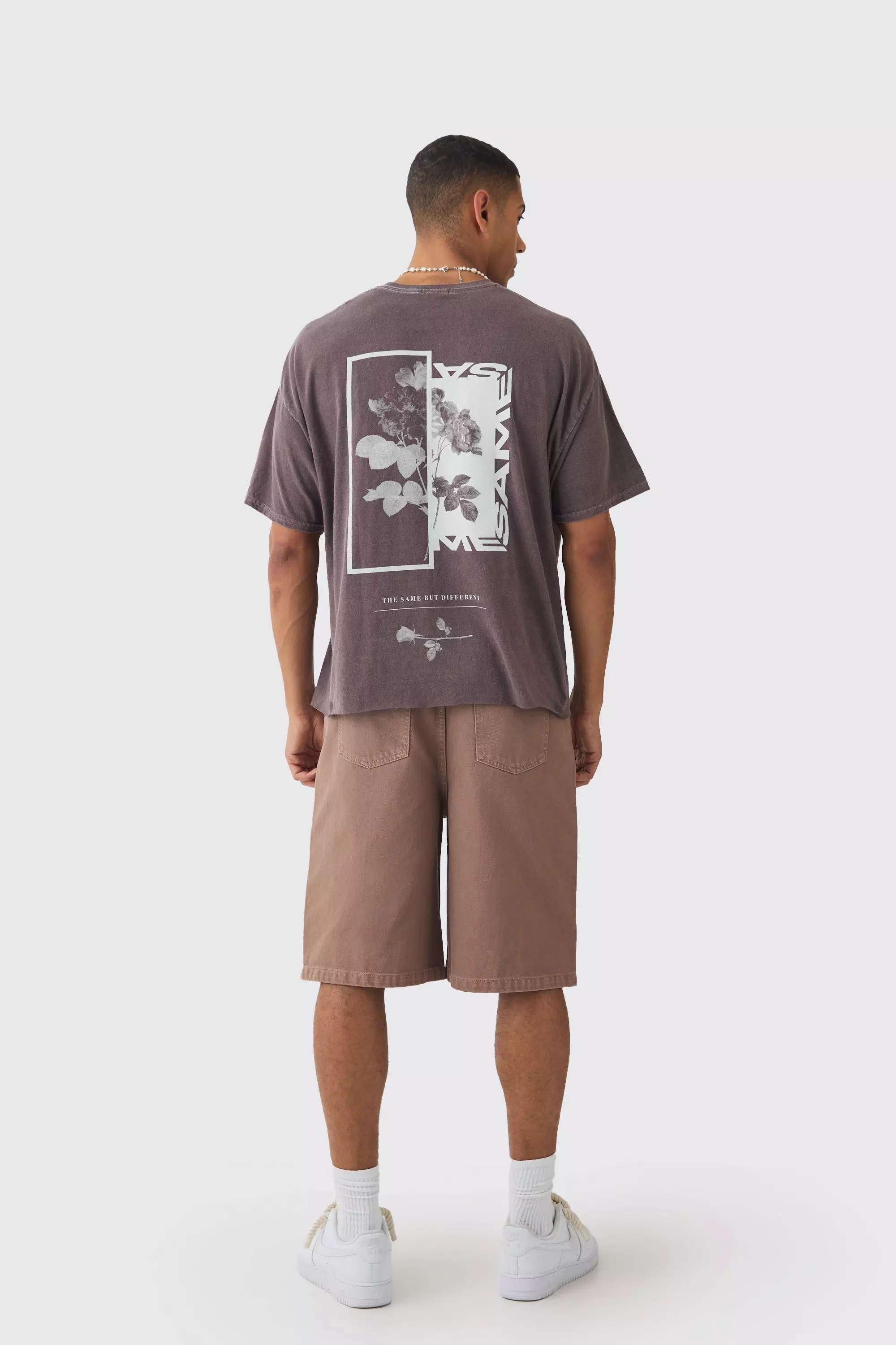 Chocolate Oversized Boxy Floral Photo Back Print T-shirt alternative image