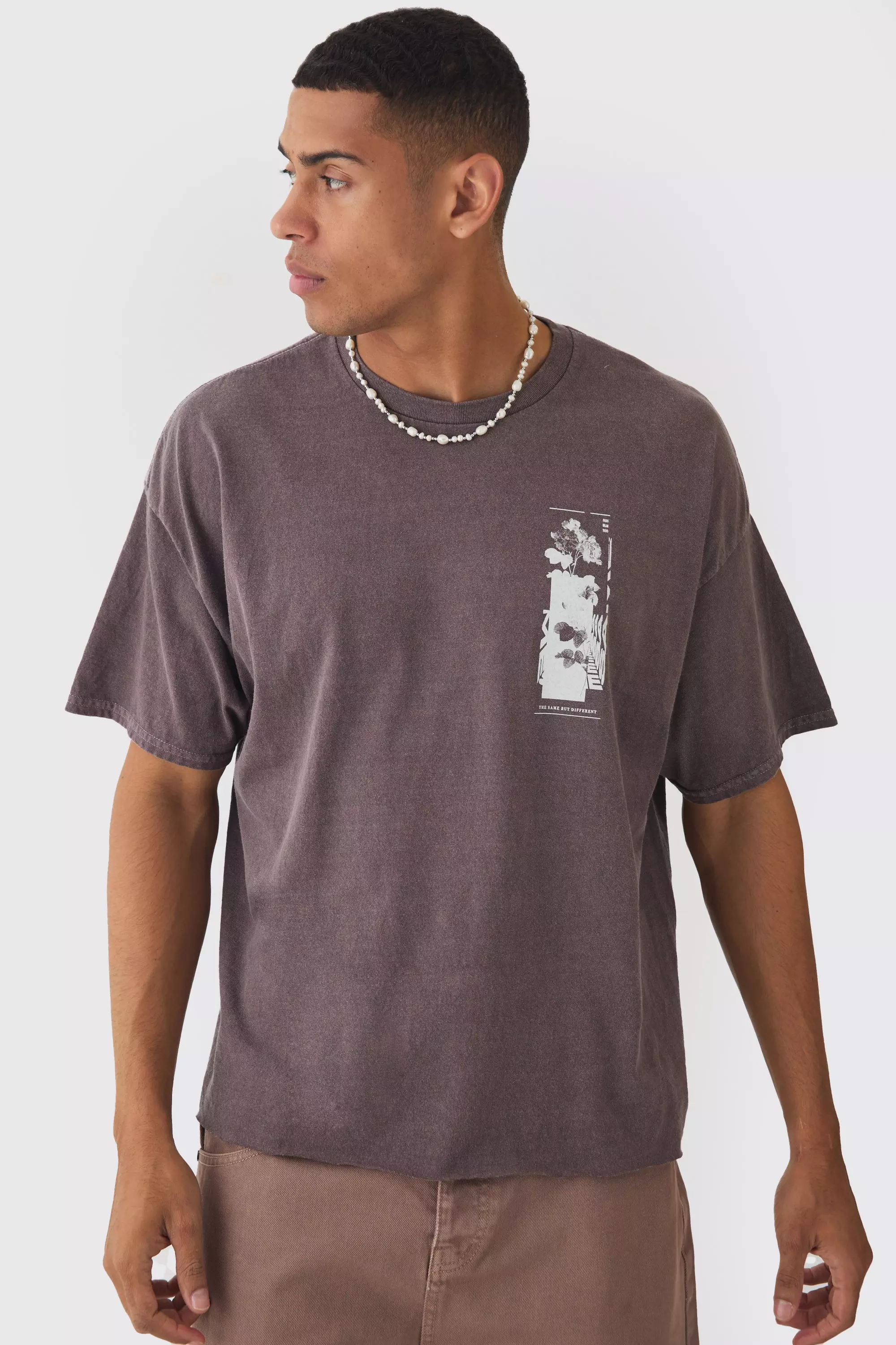 Chocolate Oversized Boxy Floral Photo Back Print T-shirt alternative image