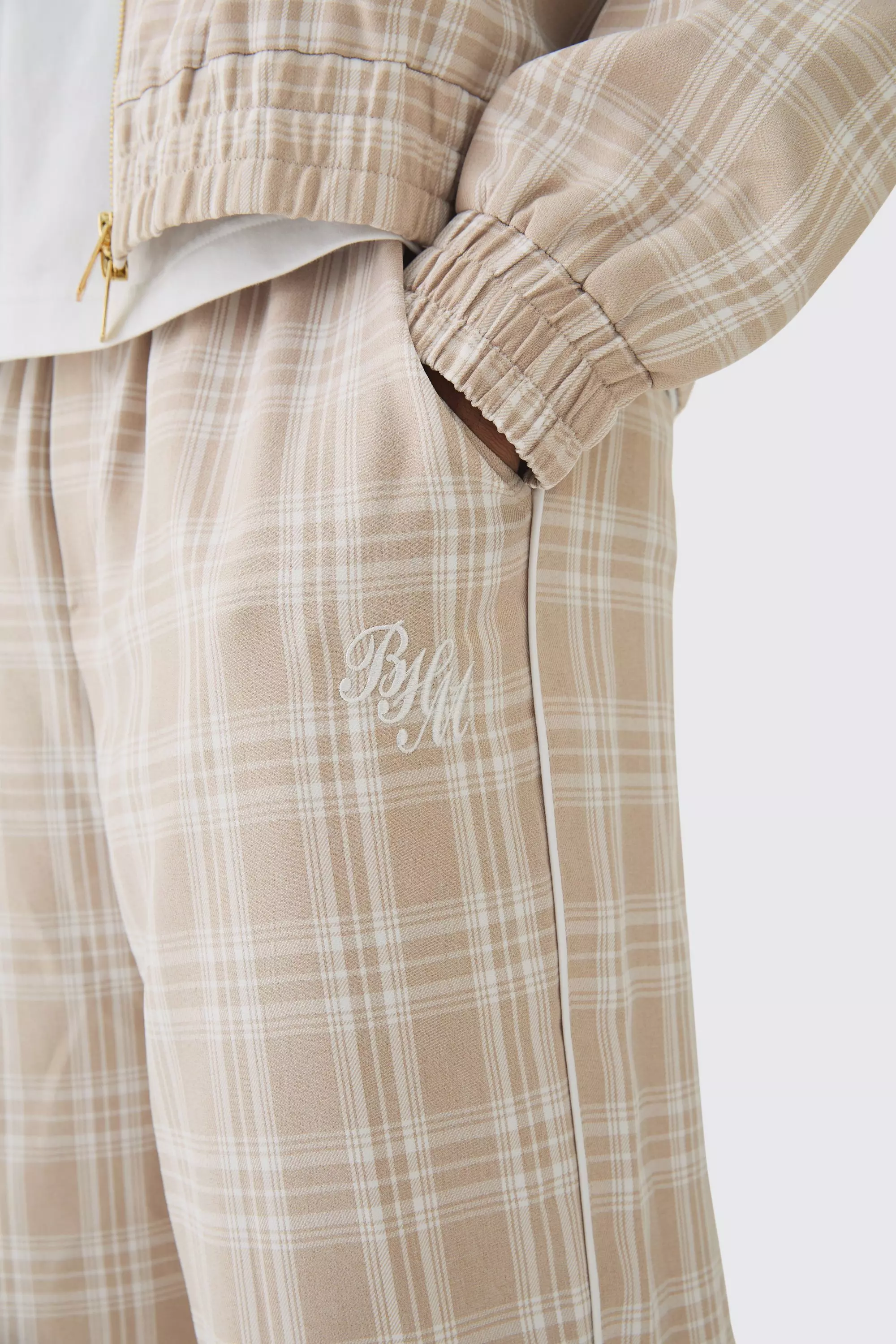 Beige Elasticated Waist Wide Leg Checked Trousers alternative image