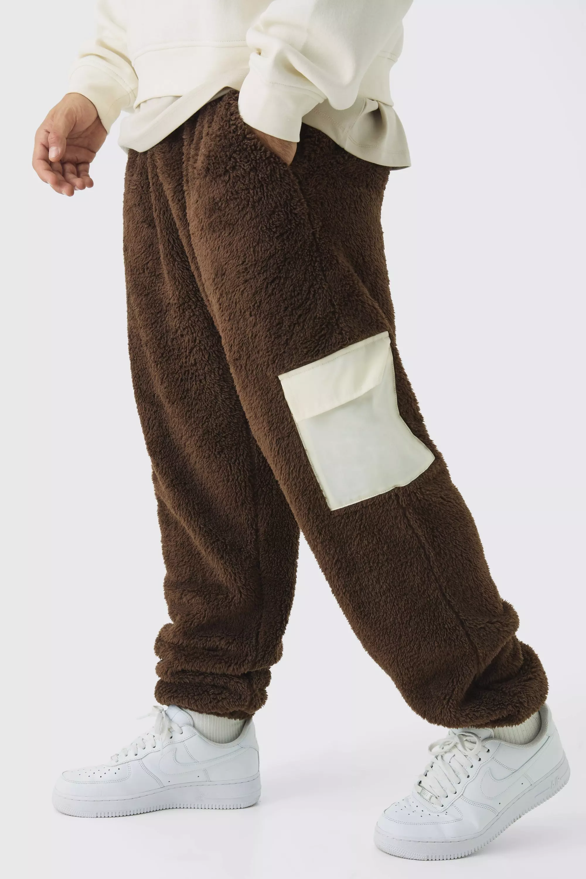 Teddy Borg-Jogginghose mit Nylon-Taschen, Chocolate alternatives Bild