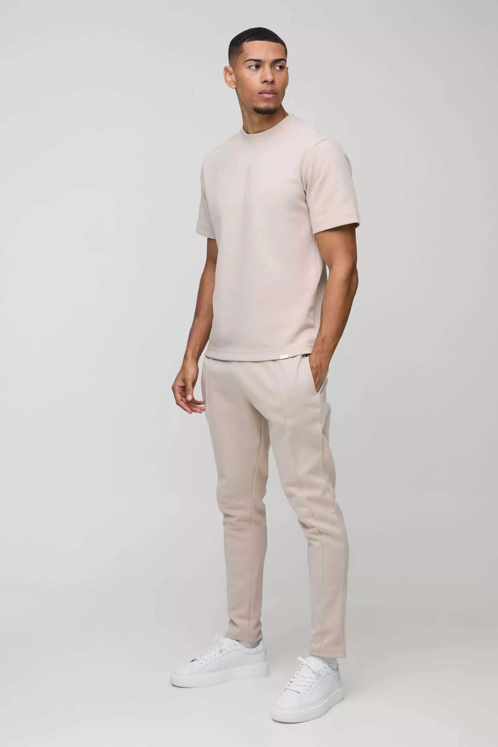 Set T-Shirt Regular Fit & Pantaloni Tuta 1, Stone immagine alternativa