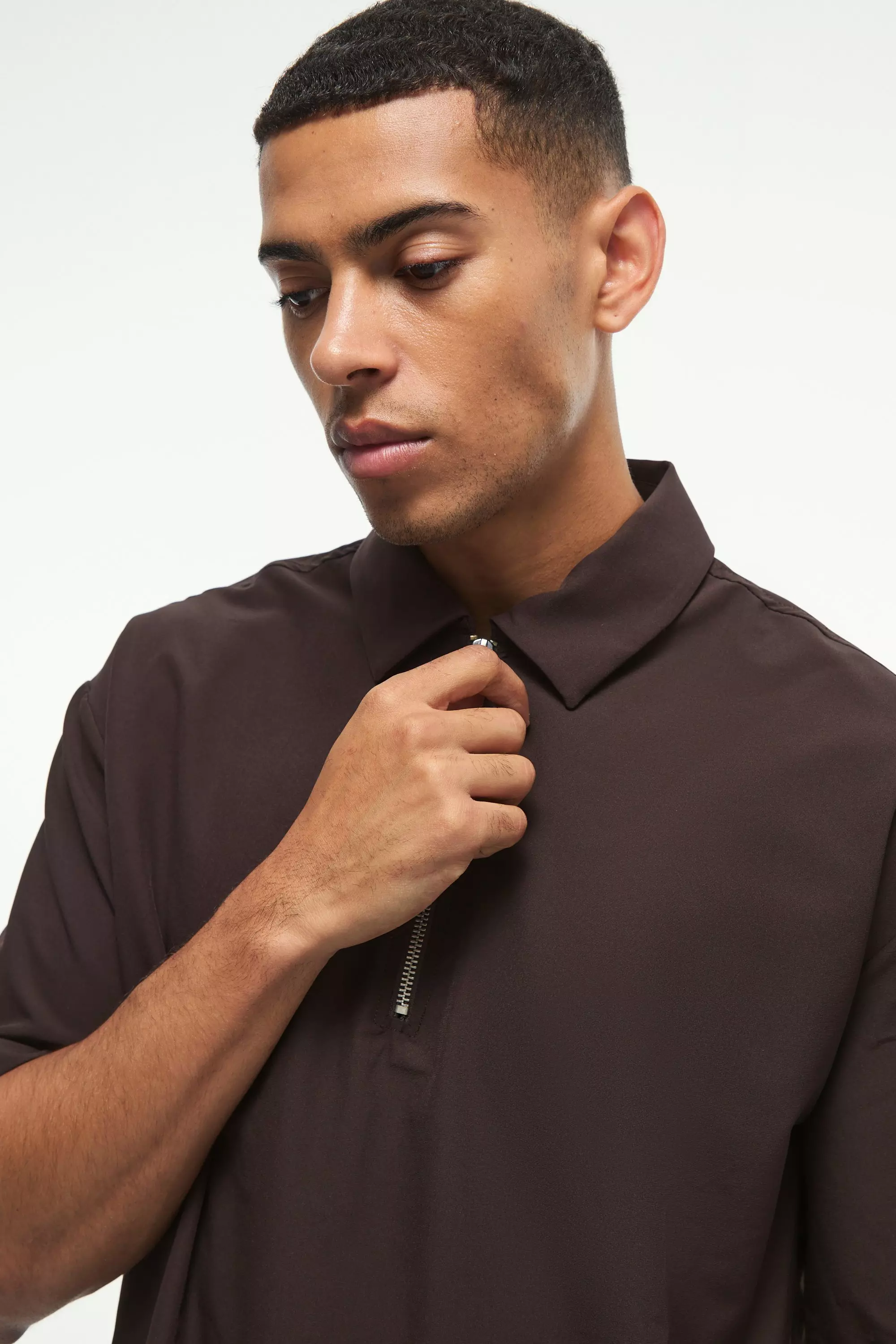 Chocolate Oversized 1/4 Zip Bungee Hem Shirt alternative image