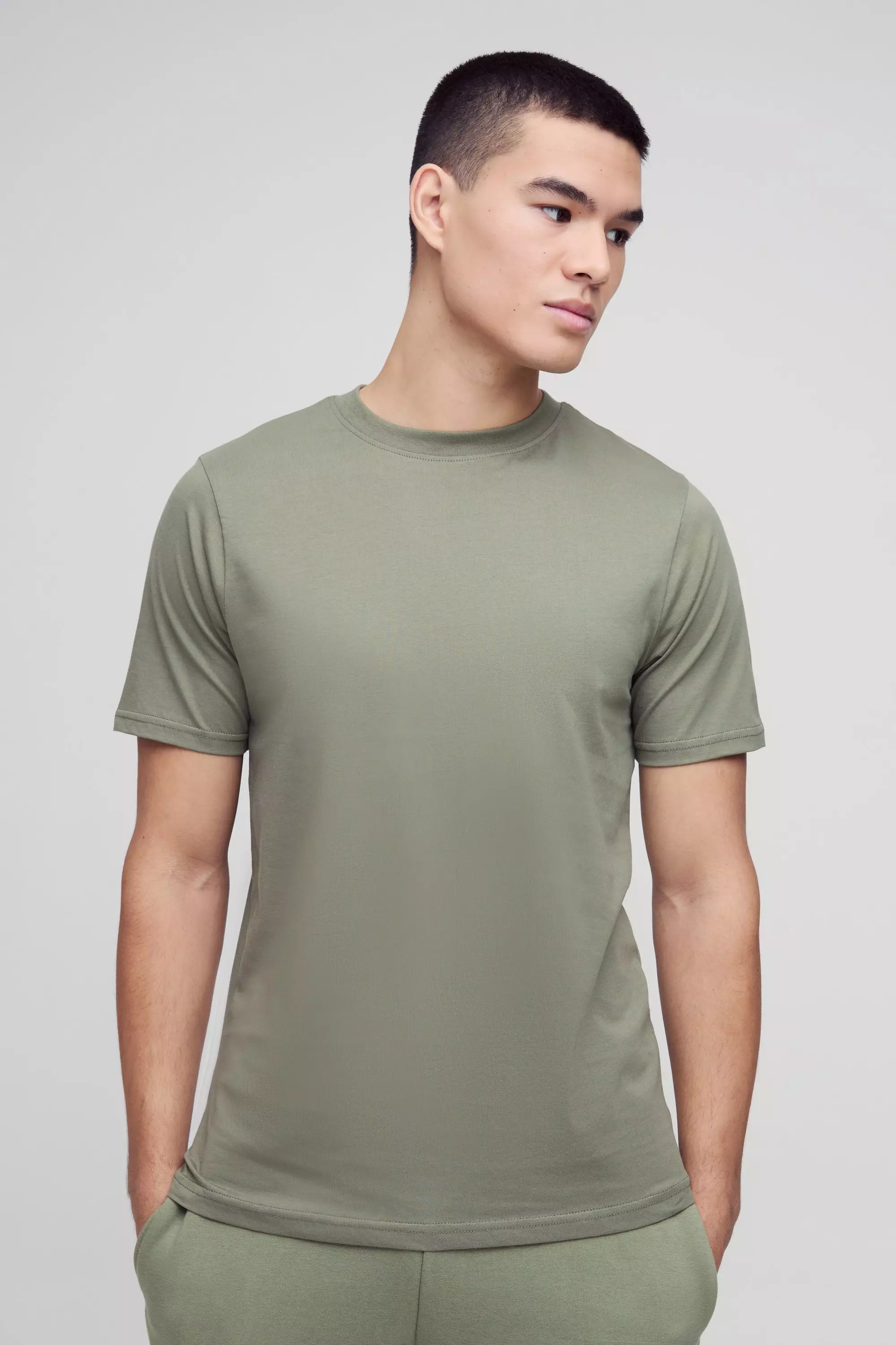 T-Shirt A Girocollo Slim Fit Basic , Olive immagine alternativa