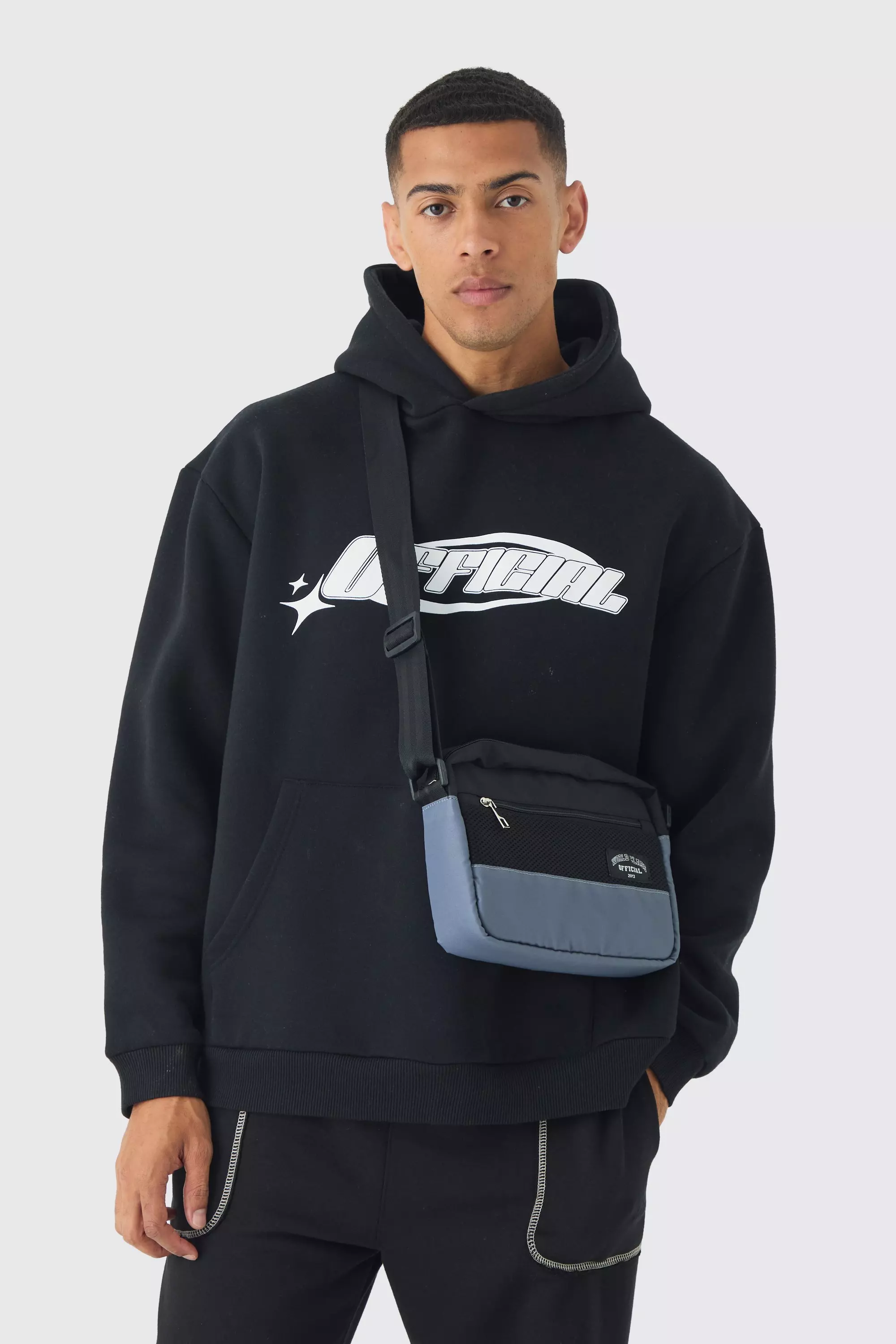 Nylon-Umhängetasche aus Mesh mit Man-Logo, Grey alternatives Bild