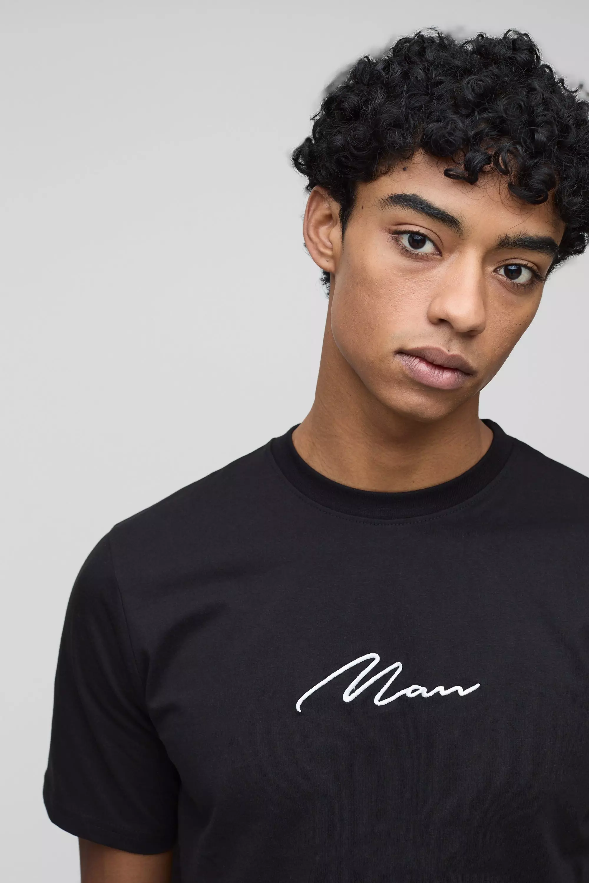 Black Regular Fit Man Signature Embroidered T-shirt alternative image