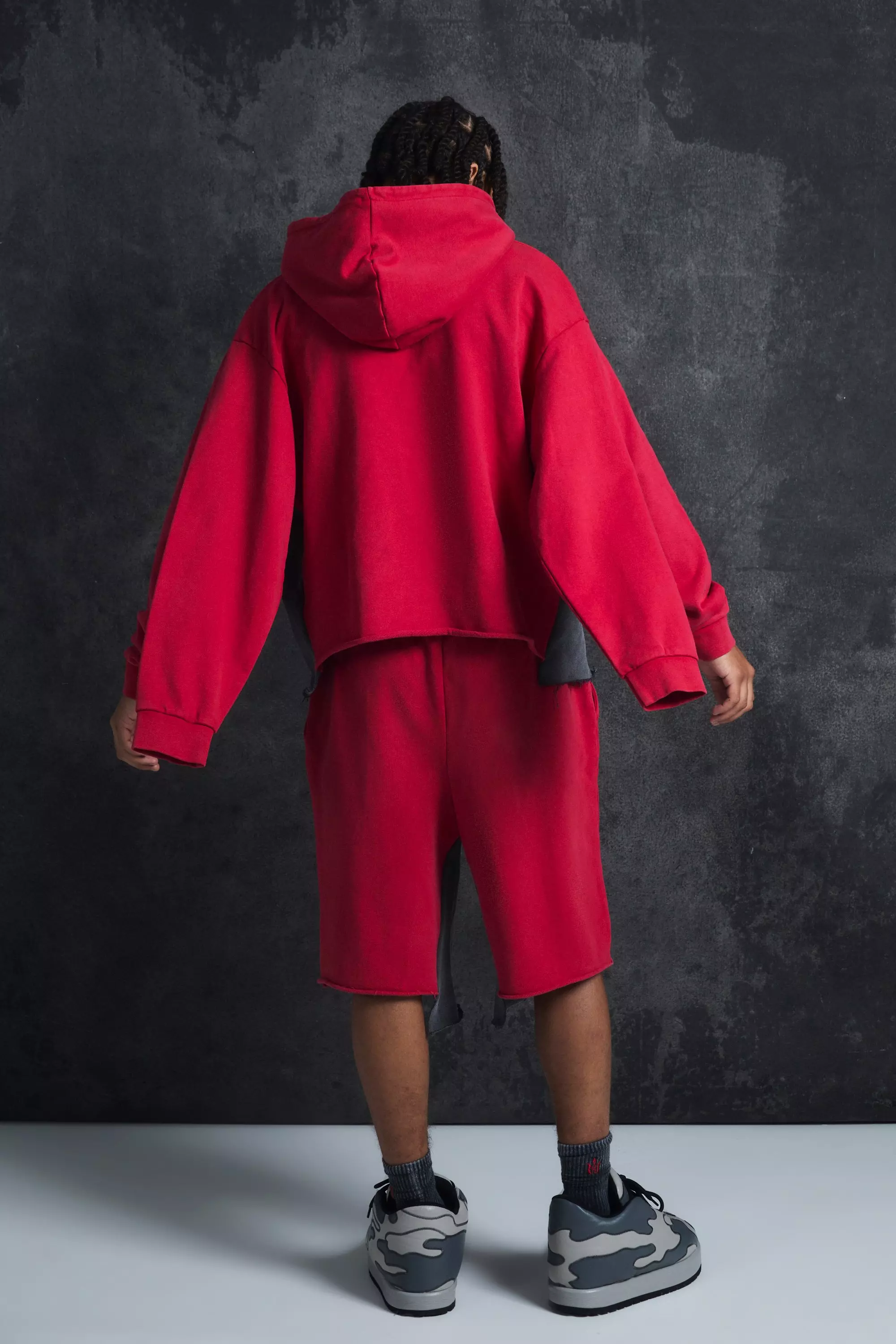 Kastiger Oversize Hoodie mit Rissen, Red alternatives Bild