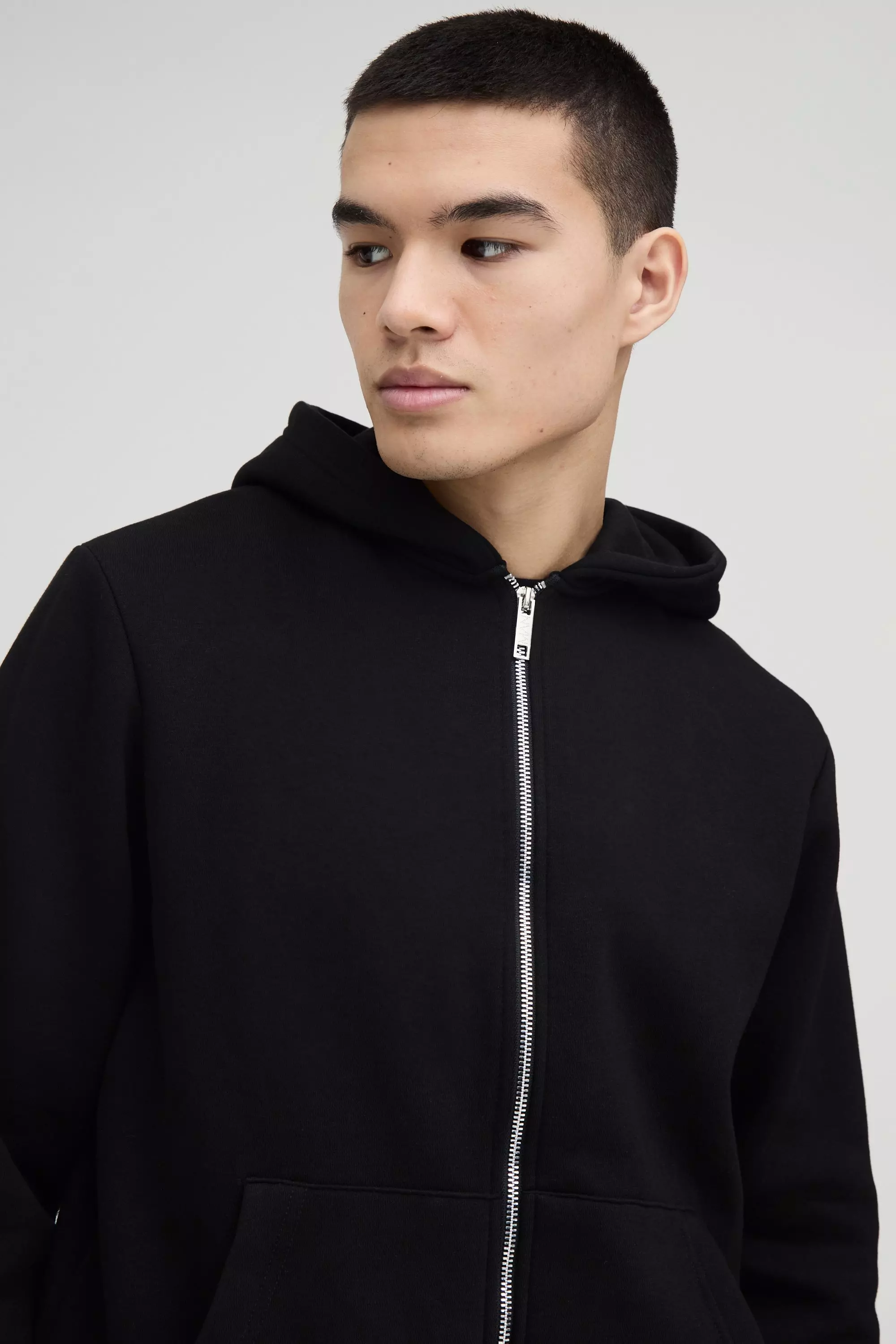 330GSM Basic Zip Through Hoodie | boohooMAN USA