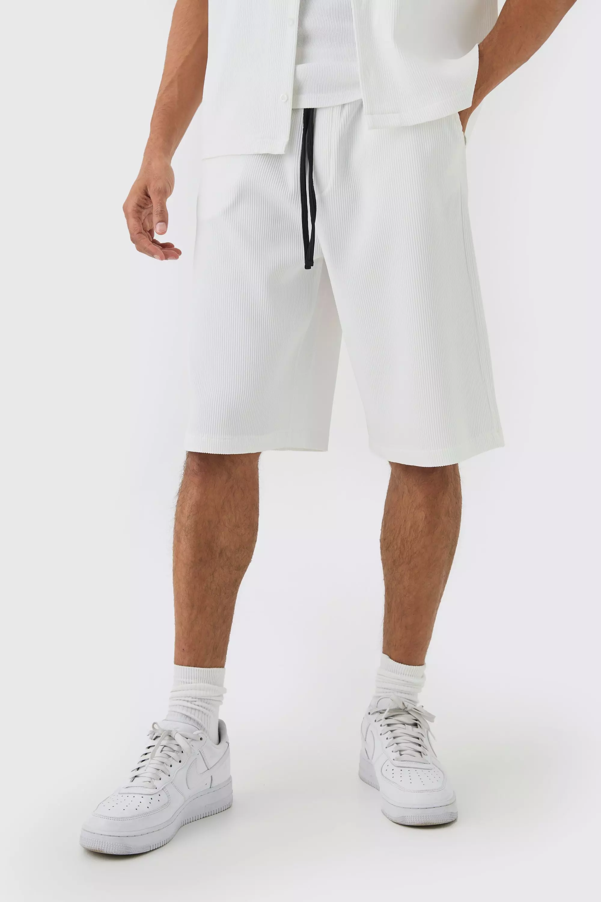 Ecru Elasticated Waist Pleated Jorts alternative image