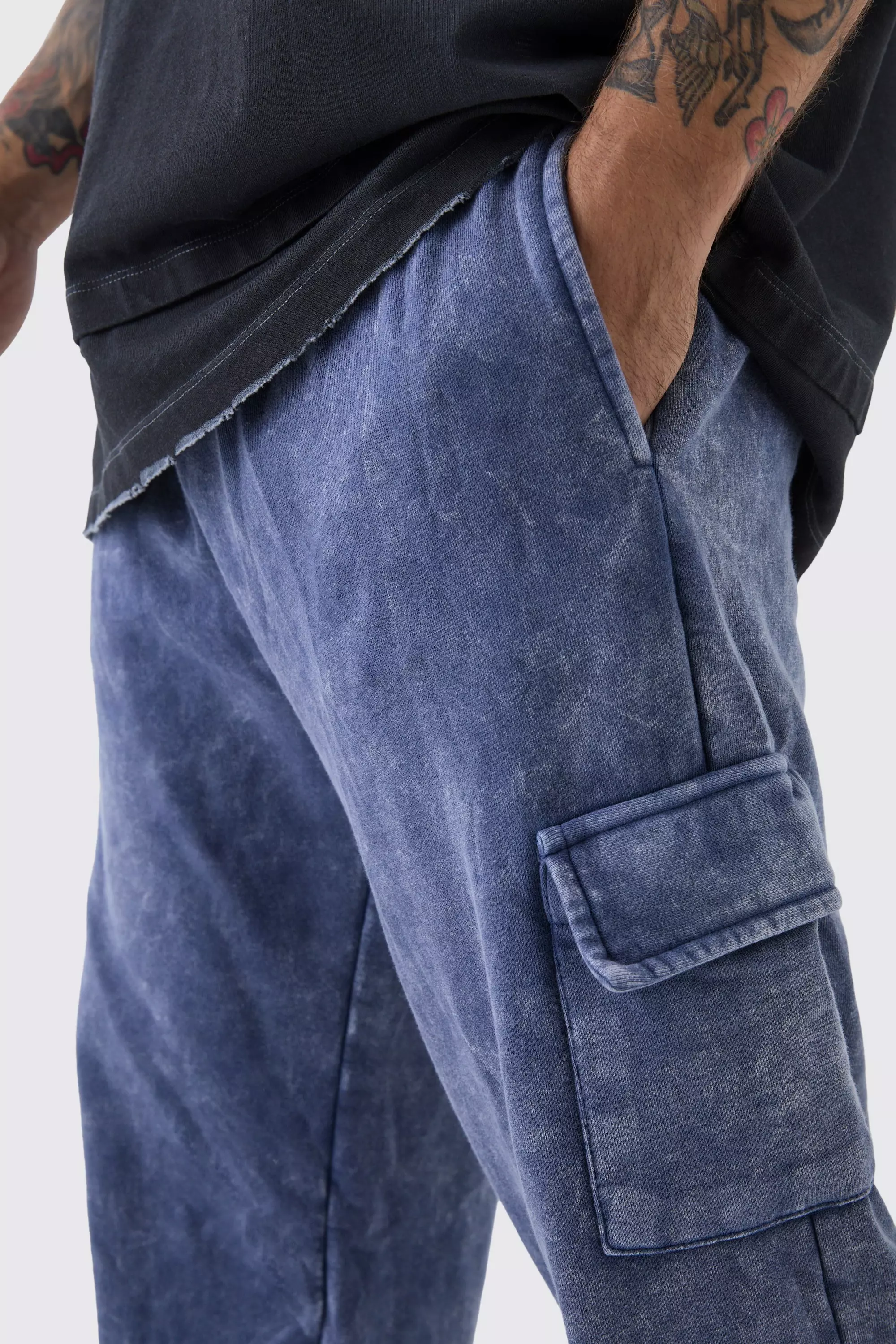 Blue Straight Leg Raw Hem Cargo Loopback Sweatpants alternative image