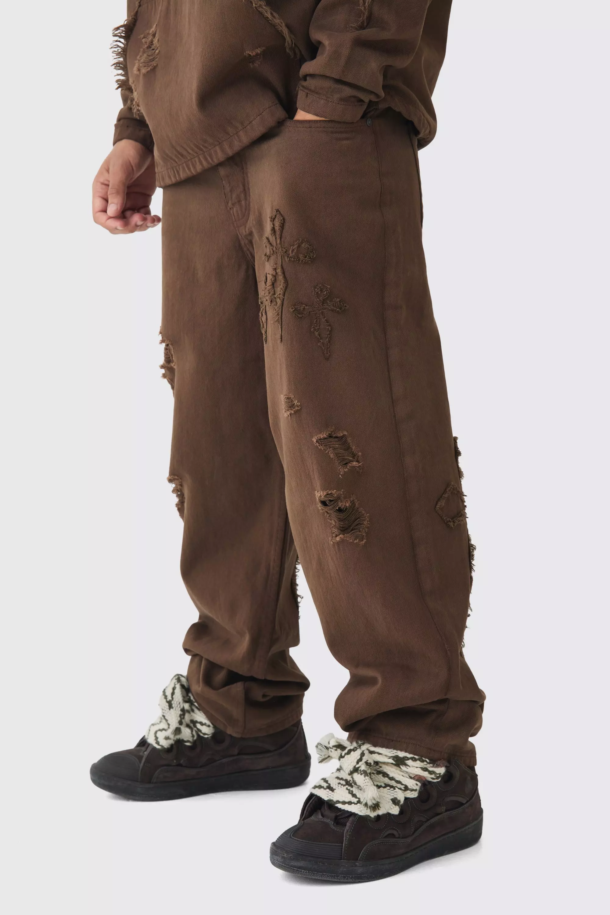 Brown Baggy Fit Cross Applique Dirty Wash Jeans alternative image