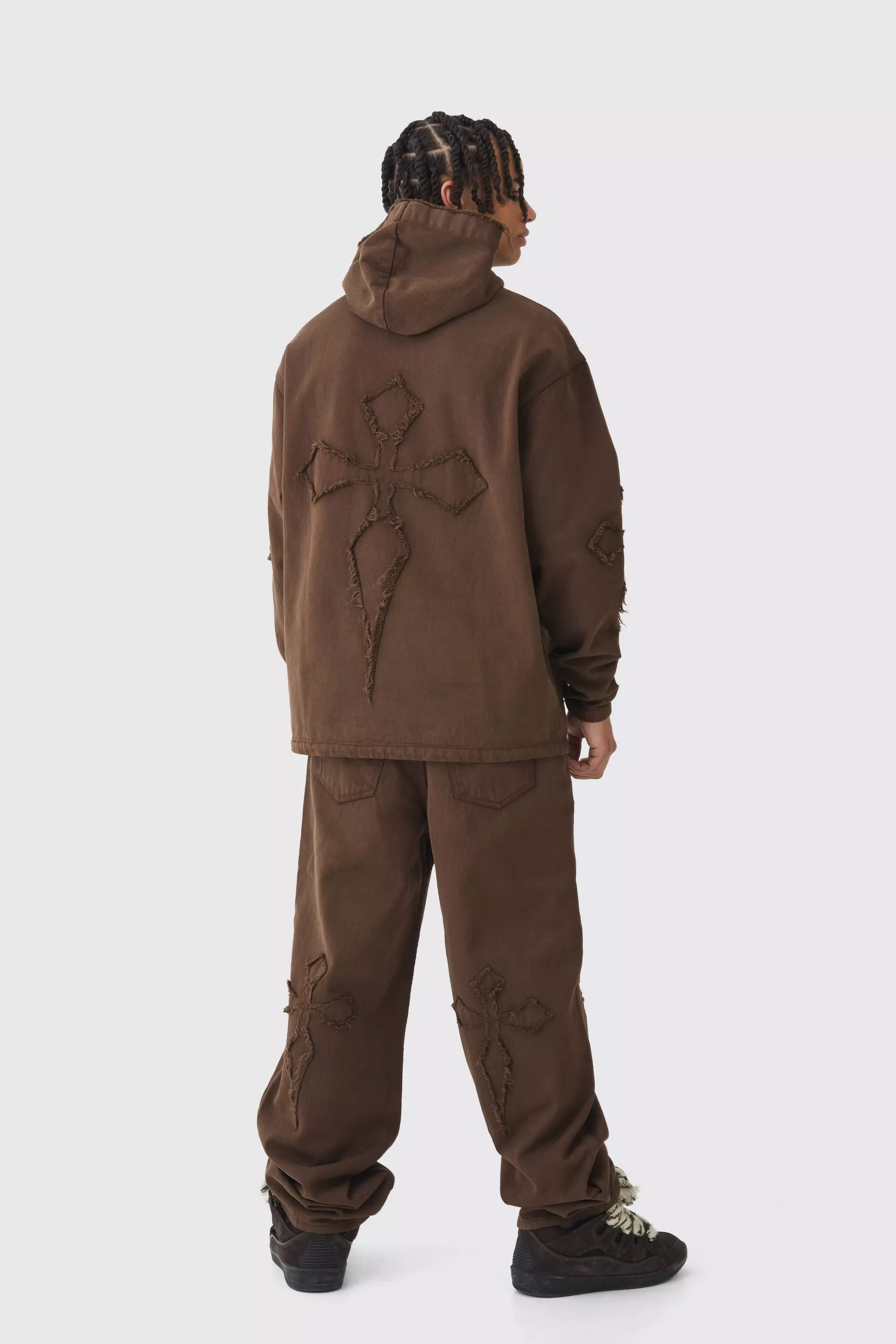 Brown Baggy Fit Cross Applique Dirty Wash Jeans alternative image