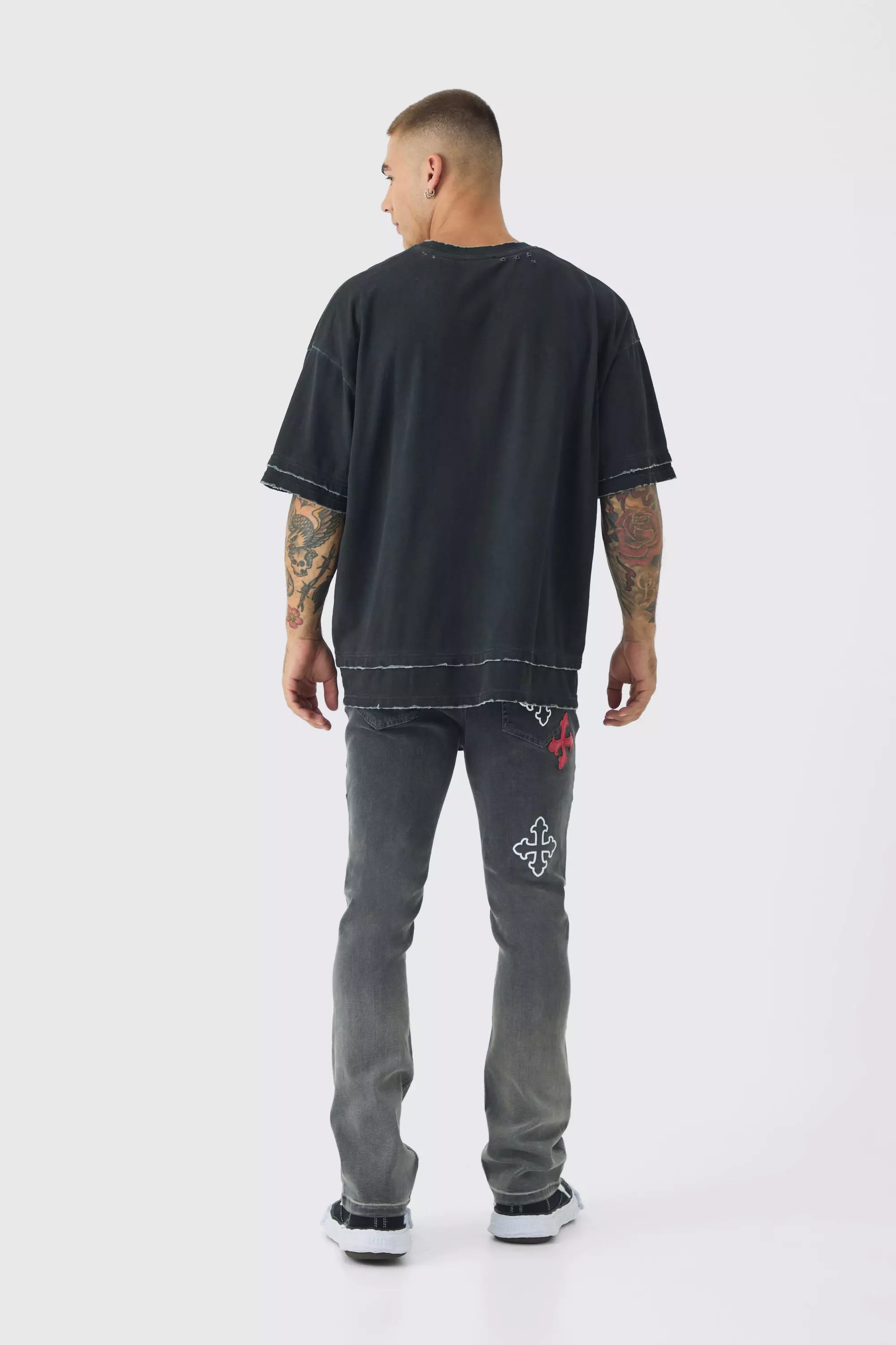 Jean flare skinny à écussons, Charcoal autre image