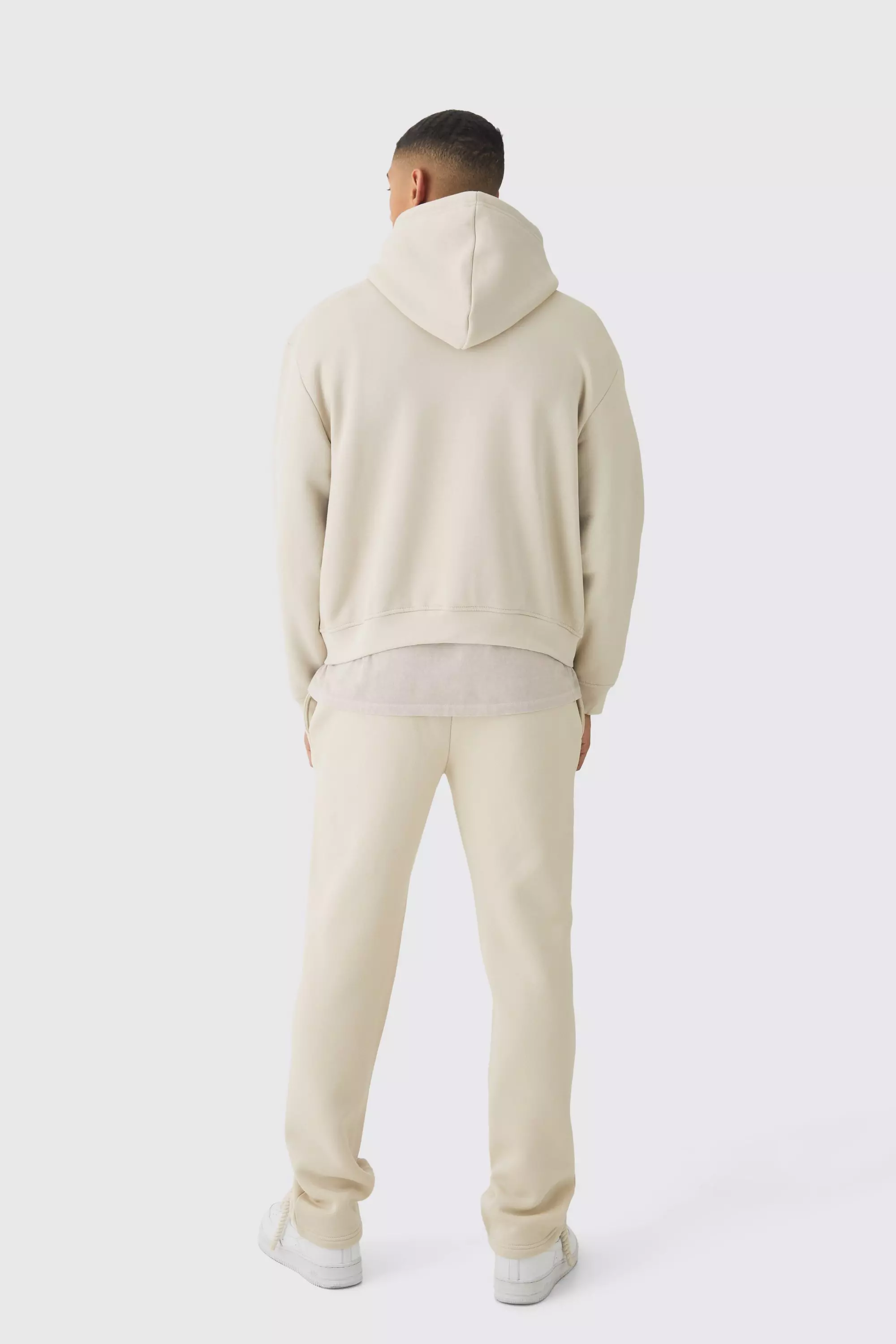 330GSM Oversized Boxy Over The Head Hoodie With Woven Branding | boohooMAN USA