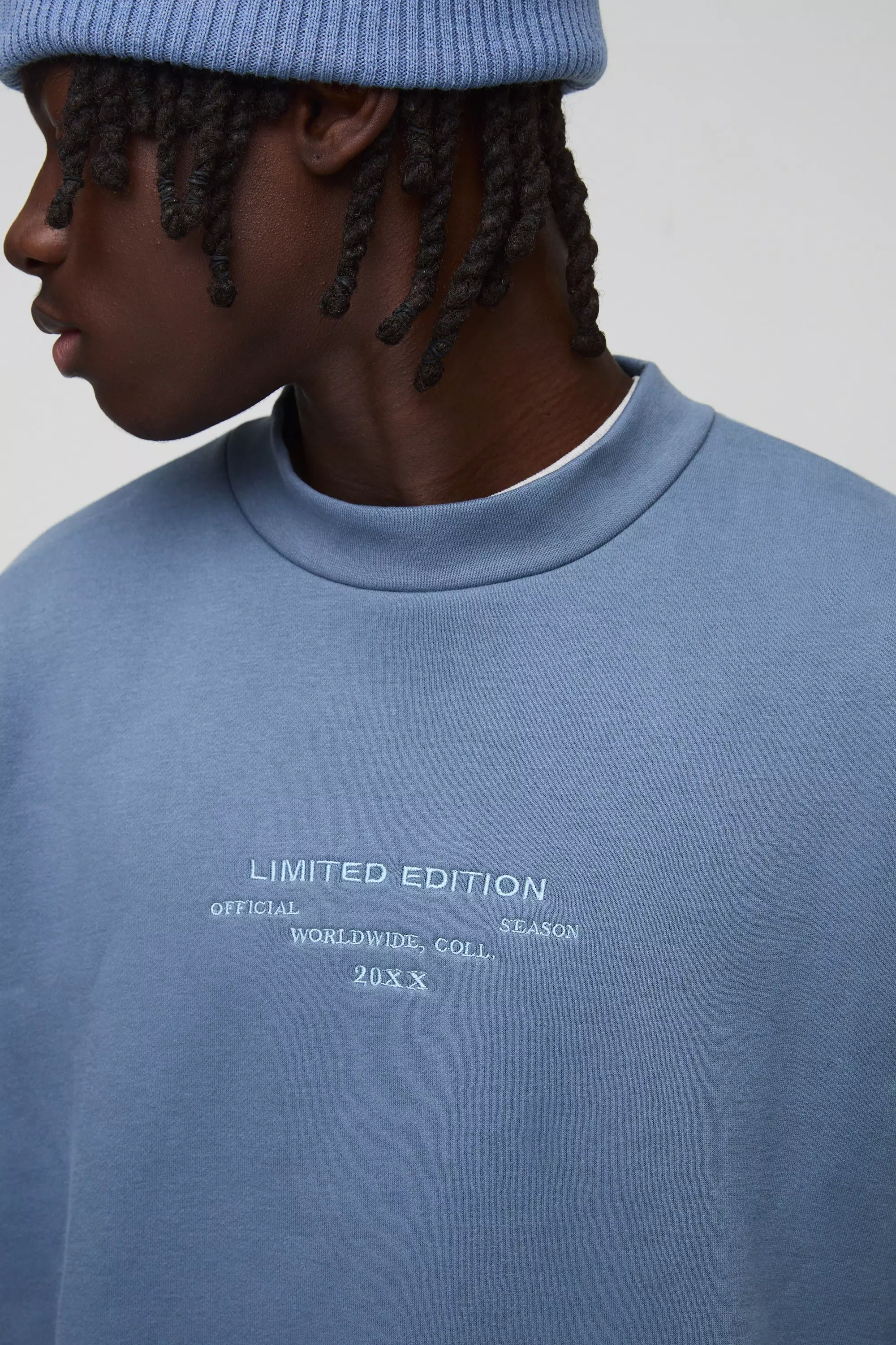 Kastiges Oversize Sweatshirt mit Text-Stickerei, Ink alternatives Bild