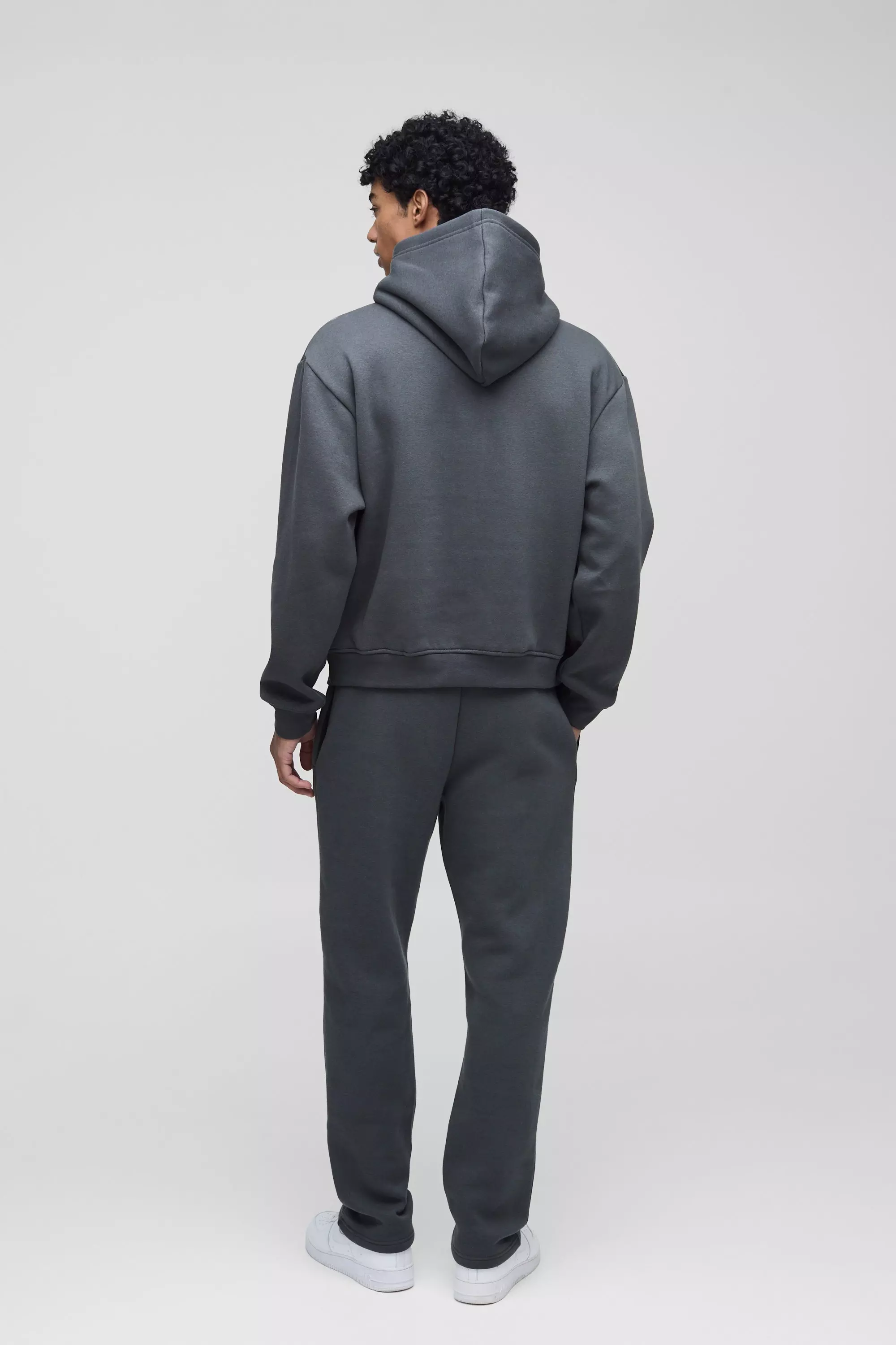 330GSM Straight Leg Basic Jogger | boohooMAN USA