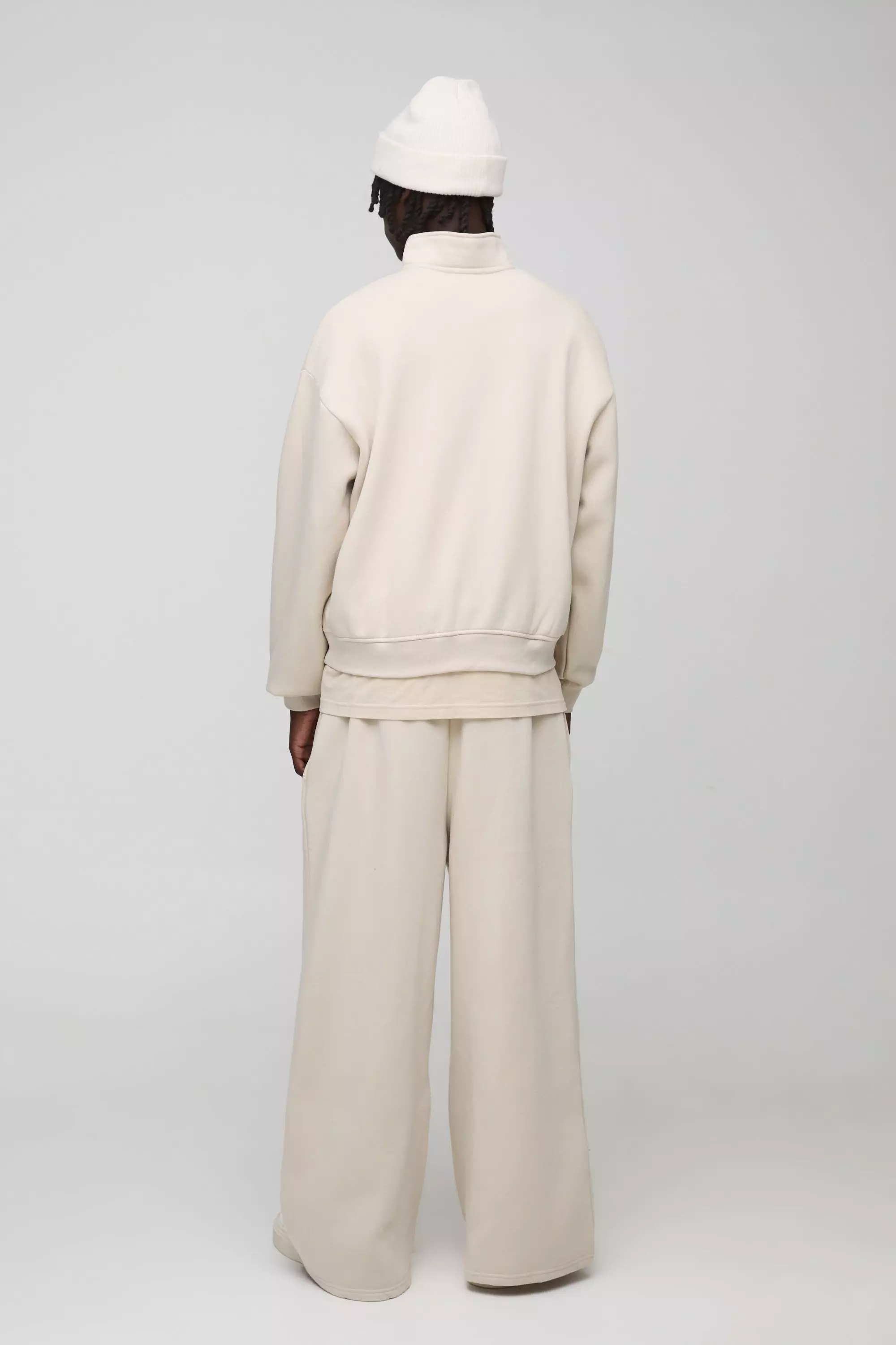 330GSM Extreme Wide Leg Basic Jogger | boohooMAN USA