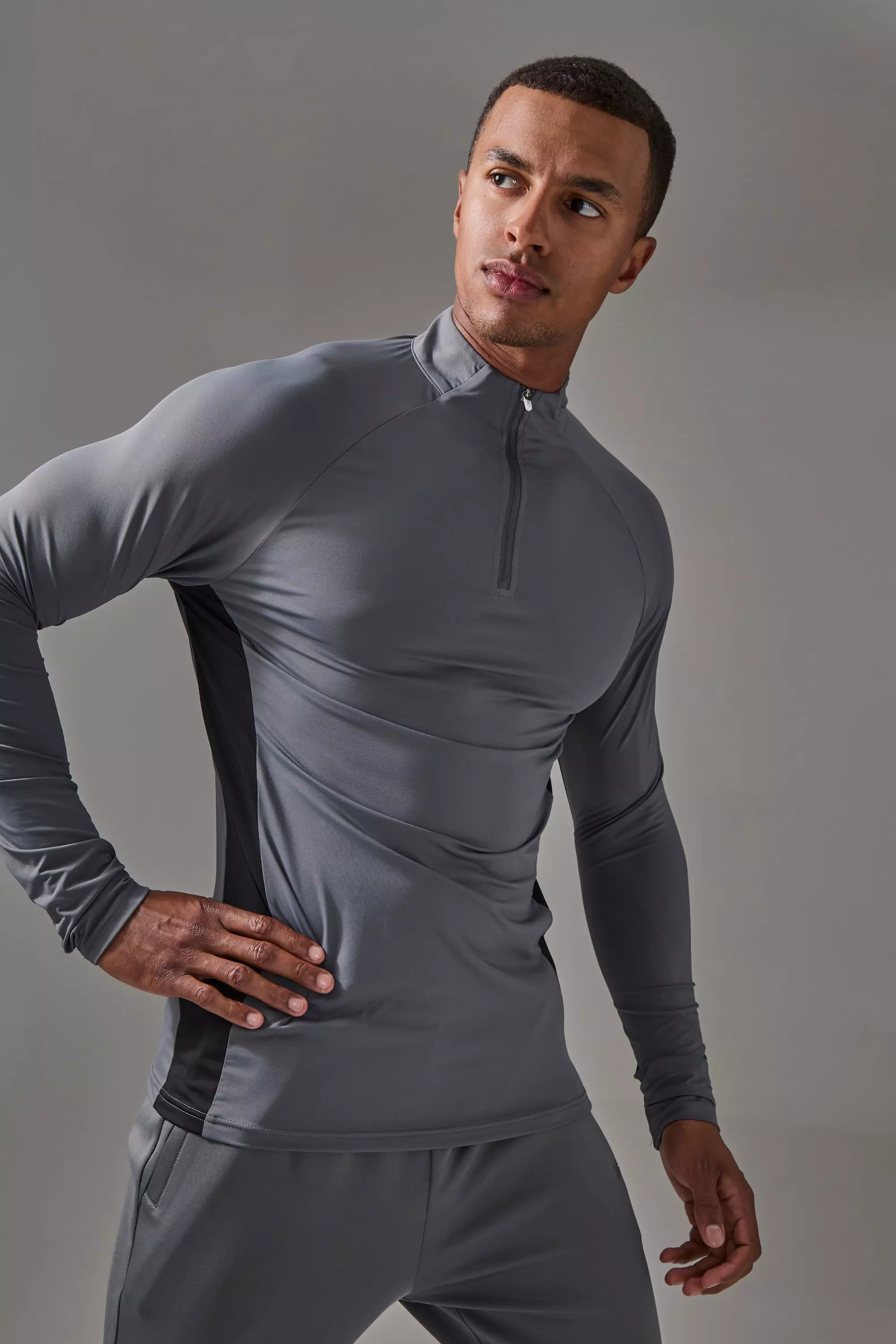 Man Active Pro Regular Fit 1/4 Zip Top Charcoal