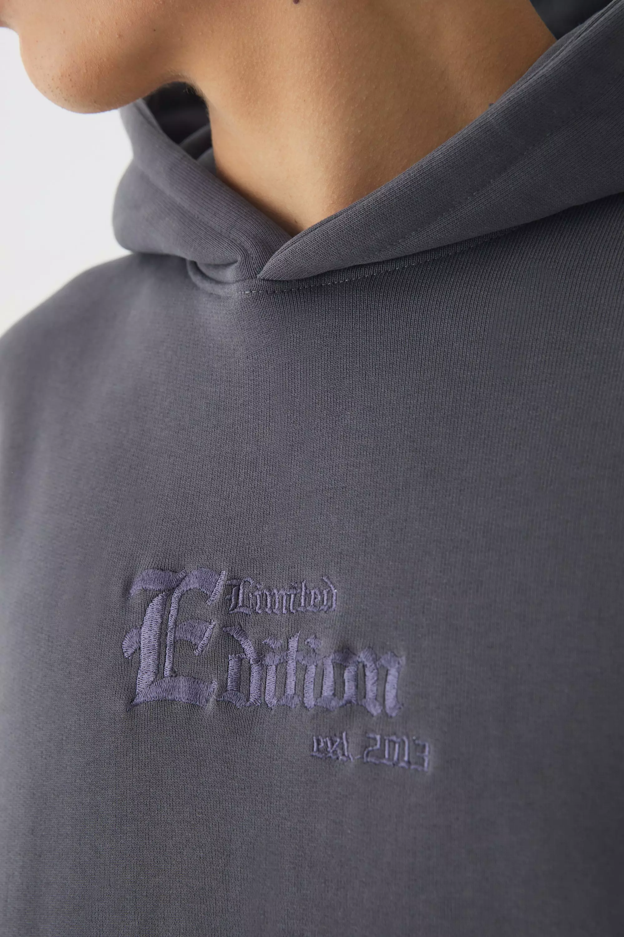 Smarter kastiger Oversize Hoodie mit Stickerei, Charcoal alternatives Bild