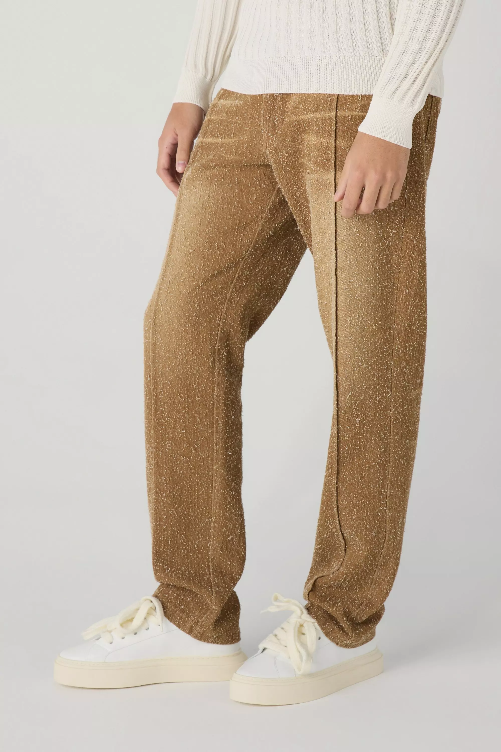 Straight Leg Textured Dirty Wash Jeans With Pintuck Brown